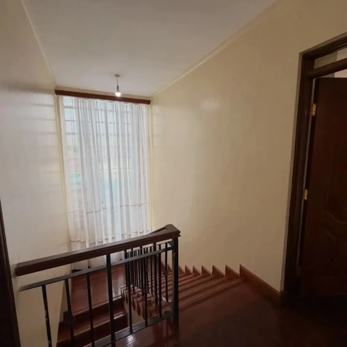 4-bedroom all en-suite villa for rent thumbnail 15