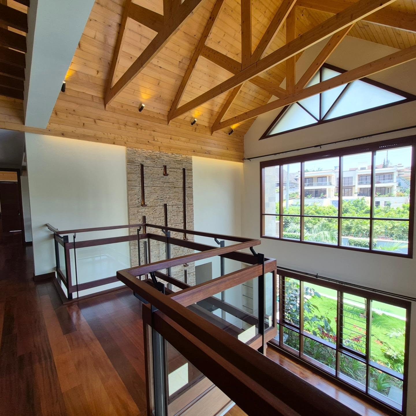 4-Bedroom Ambassadorial Residence for Sale In Runda thumbnail 14
