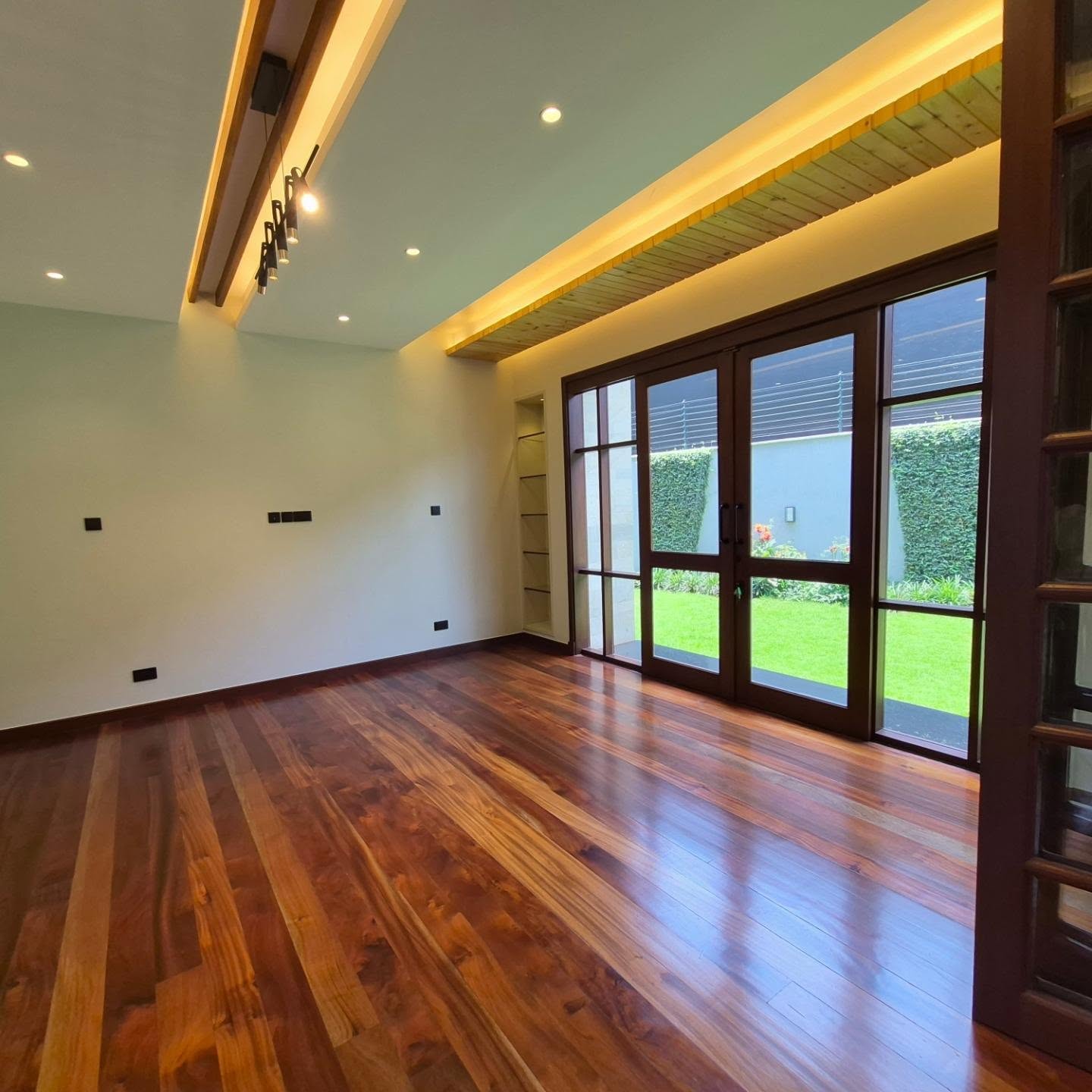 4-Bedroom Ambassadorial Residence for Sale In Runda thumbnail 18
