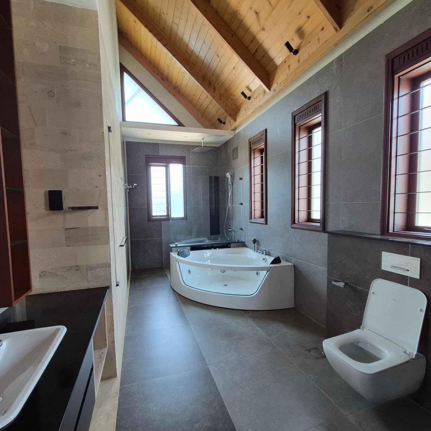 4-Bedroom Ambassadorial Residence for Sale In Runda thumbnail 20