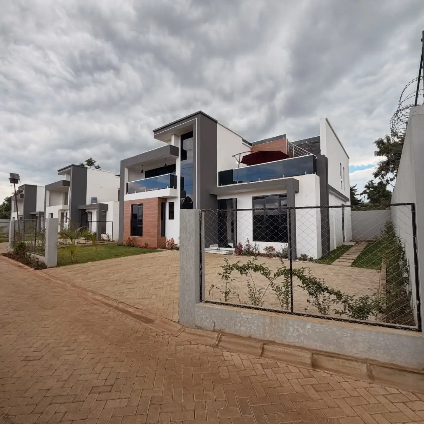 Luxurious 5-Bedroom Maisonette for Sale In Ruiru — Mugutha Ruiru, Kiambu
