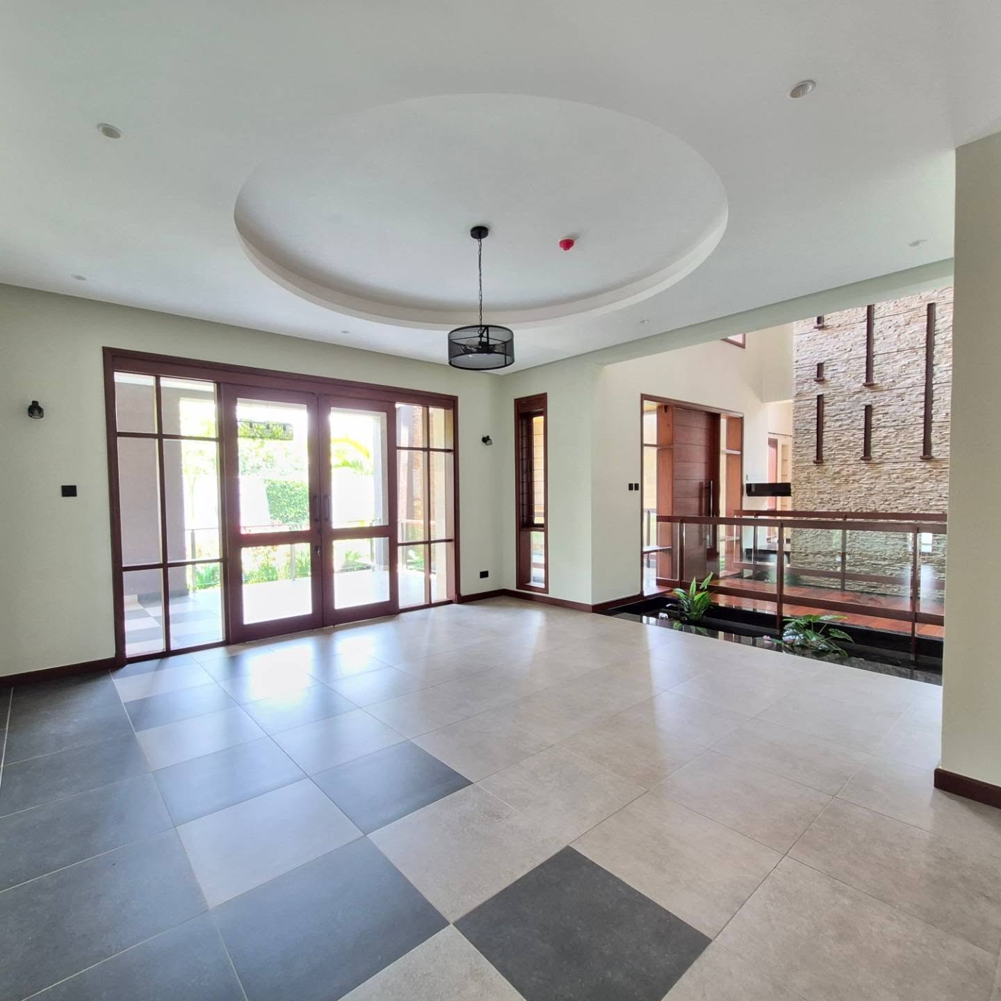 4-Bedroom House for Sale thumbnail 4