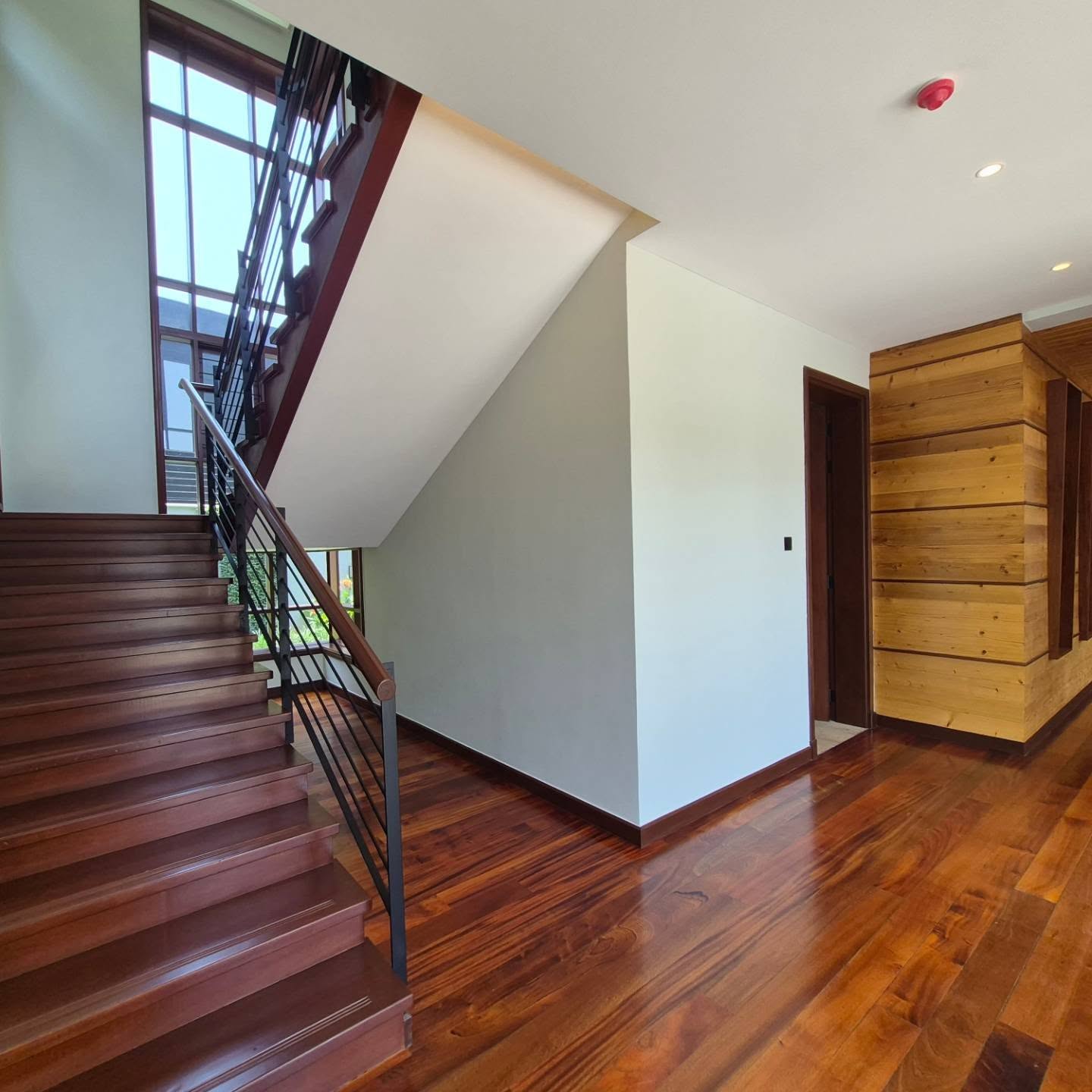 4-Bedroom House for Sale thumbnail 7