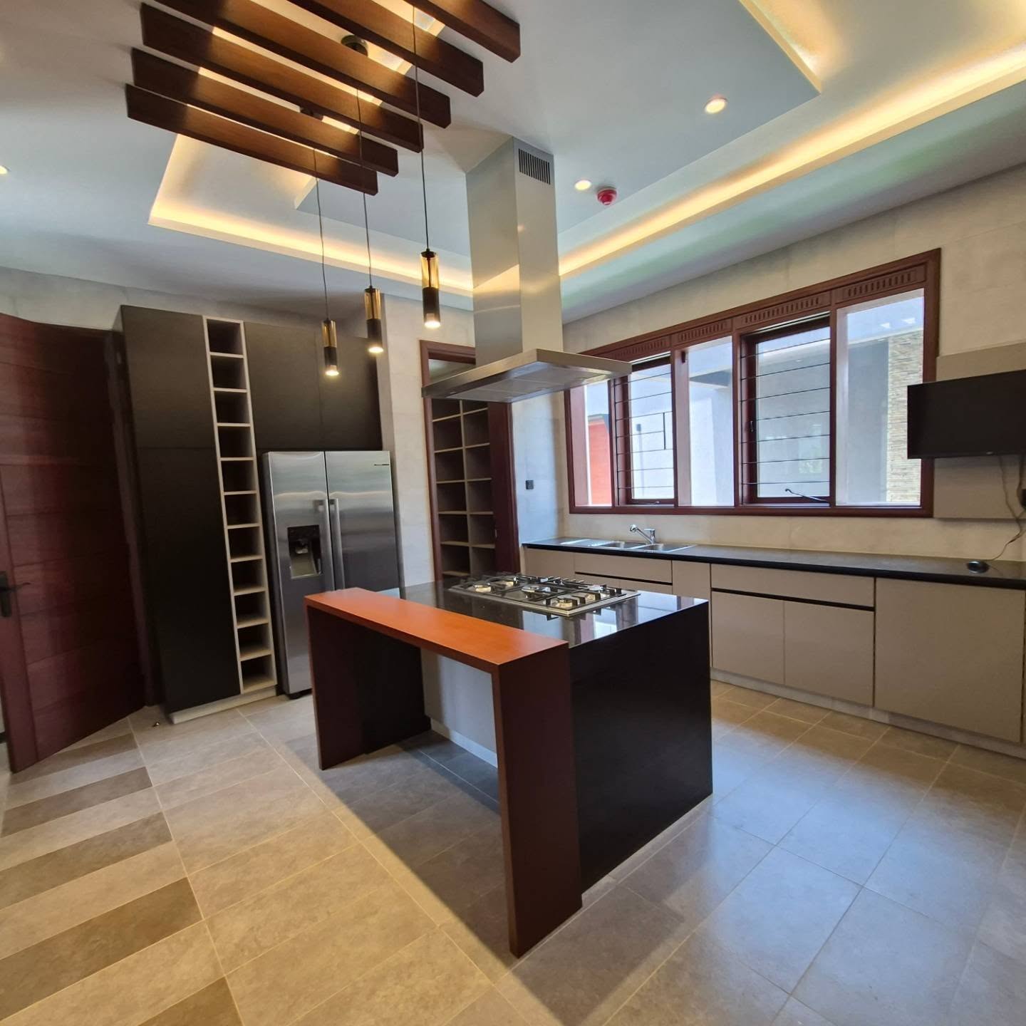 4-Bedroom House for Sale thumbnail 16