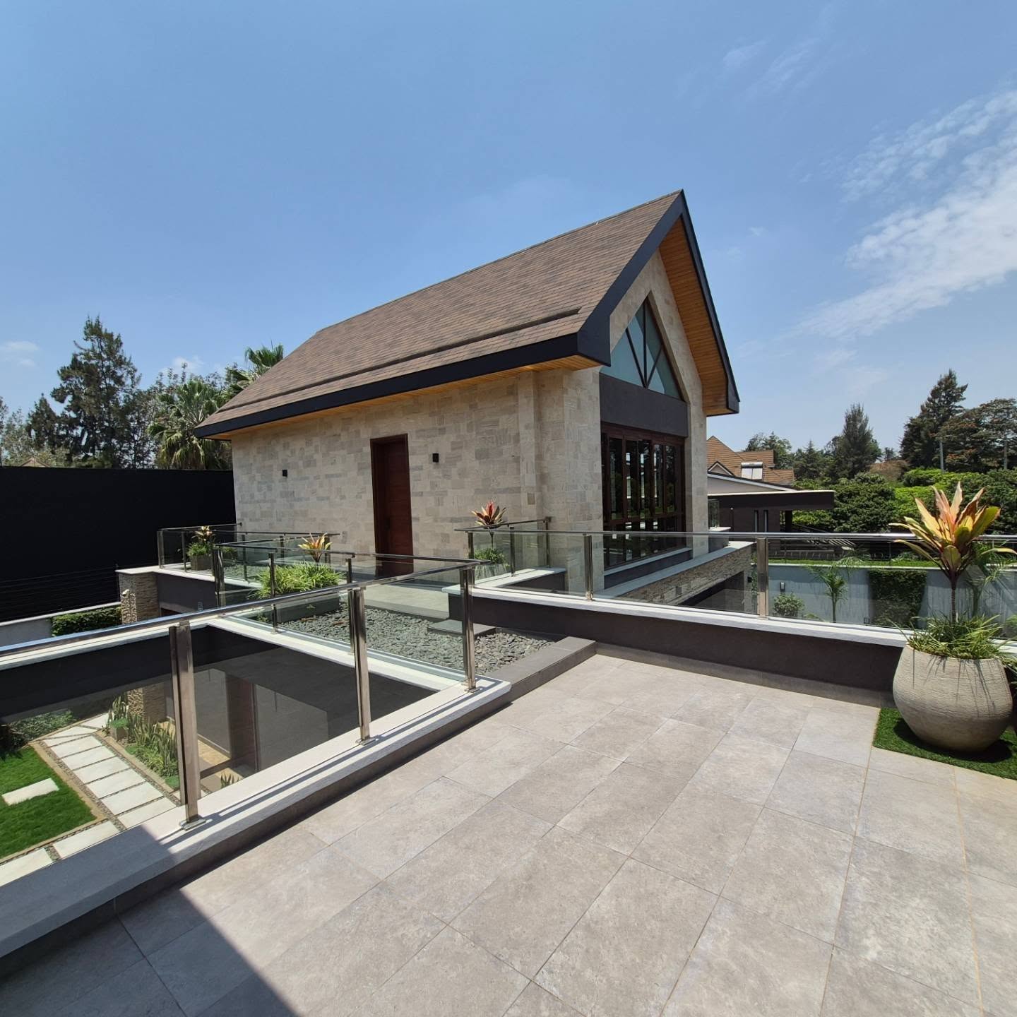 4-Bedroom House for Sale thumbnail 17