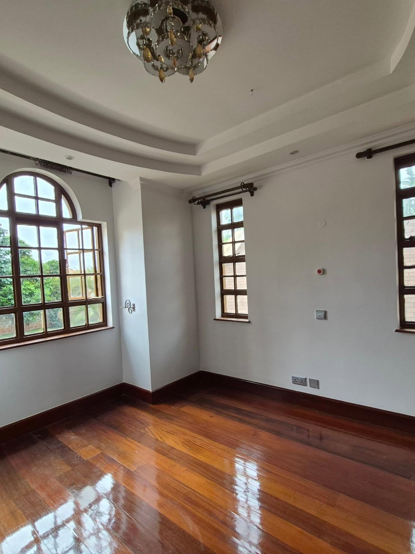 5 bedroom all En-suite House in Runda thumbnail 9