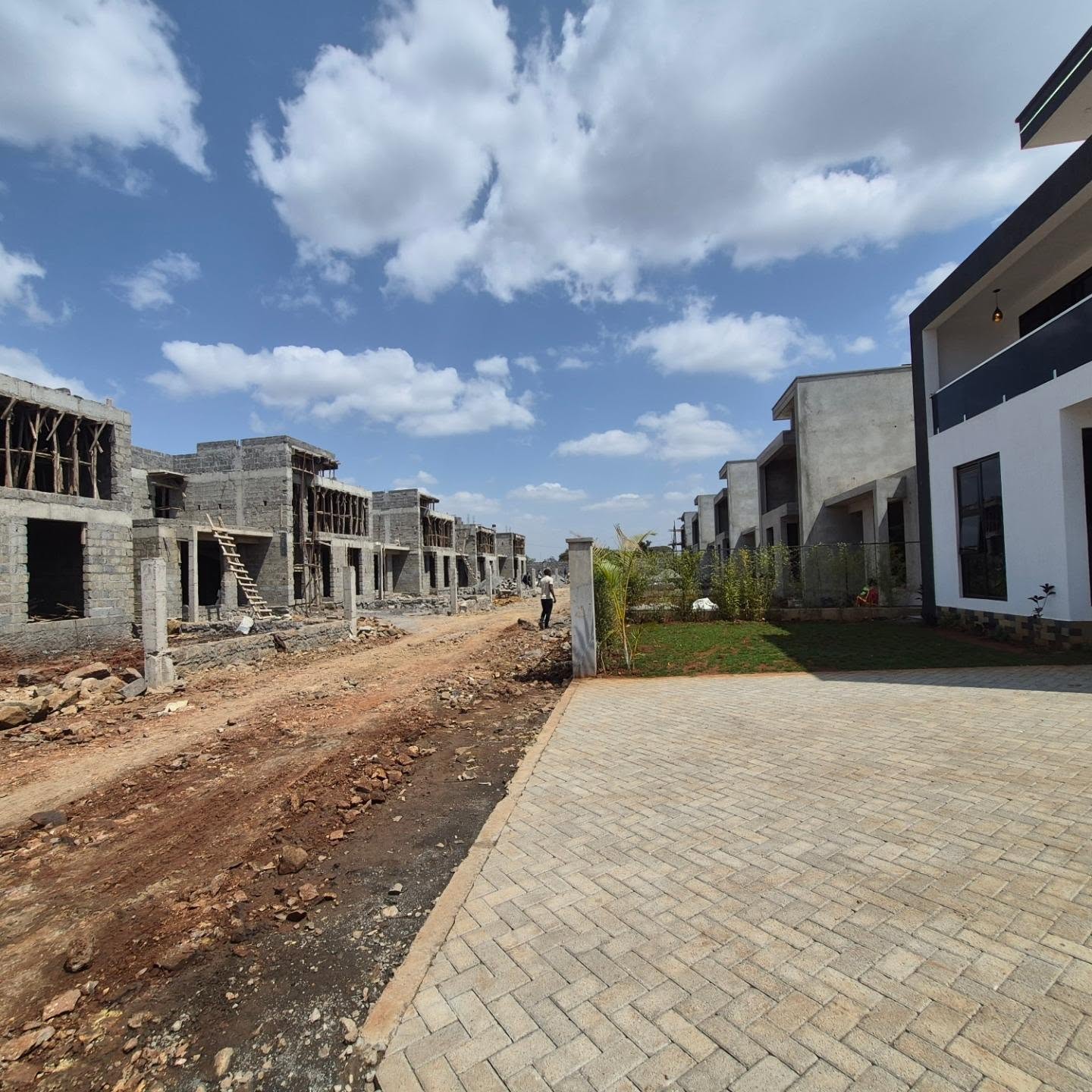 5-BEDROOM ALL-ENSUITE MAISONETTE FOR SALE thumbnail 6