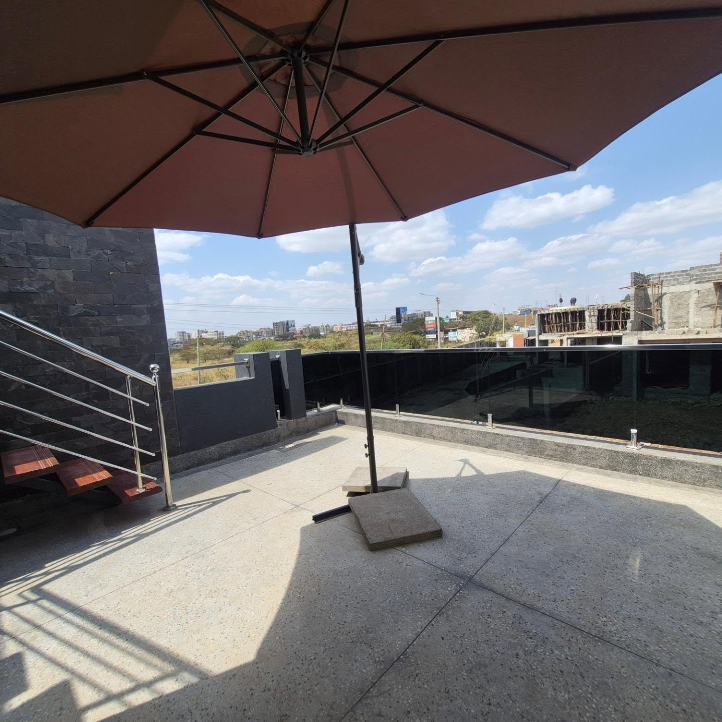 5-BEDROOM ALL-ENSUITE MAISONETTE FOR SALE thumbnail 16