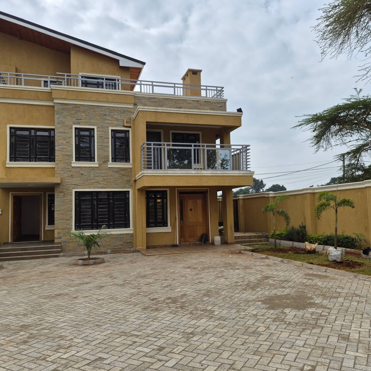 5 Bedroom House For Rent — Garden Estate Nairobi, Nairobi