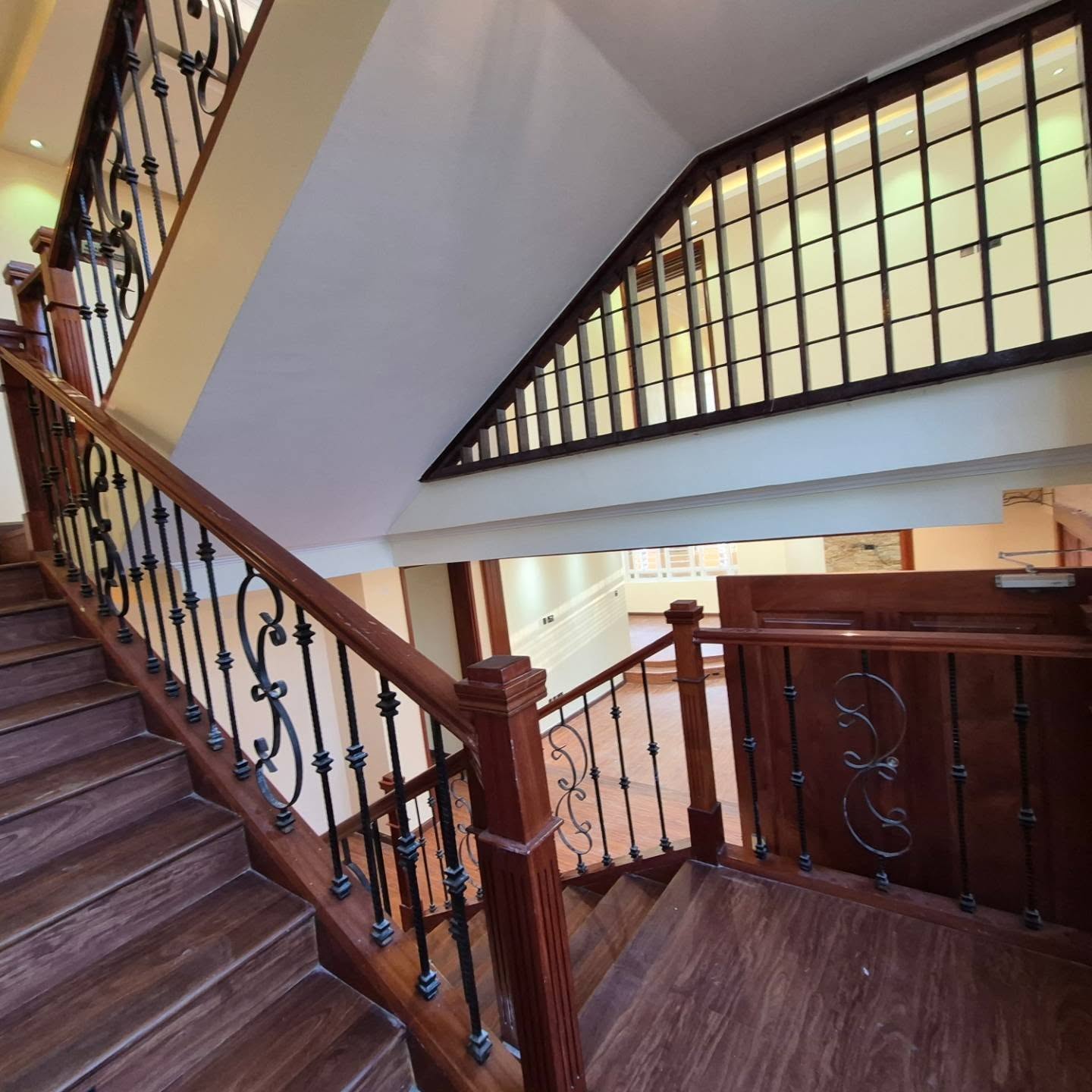 5 Bedroom House For Rent thumbnail 8