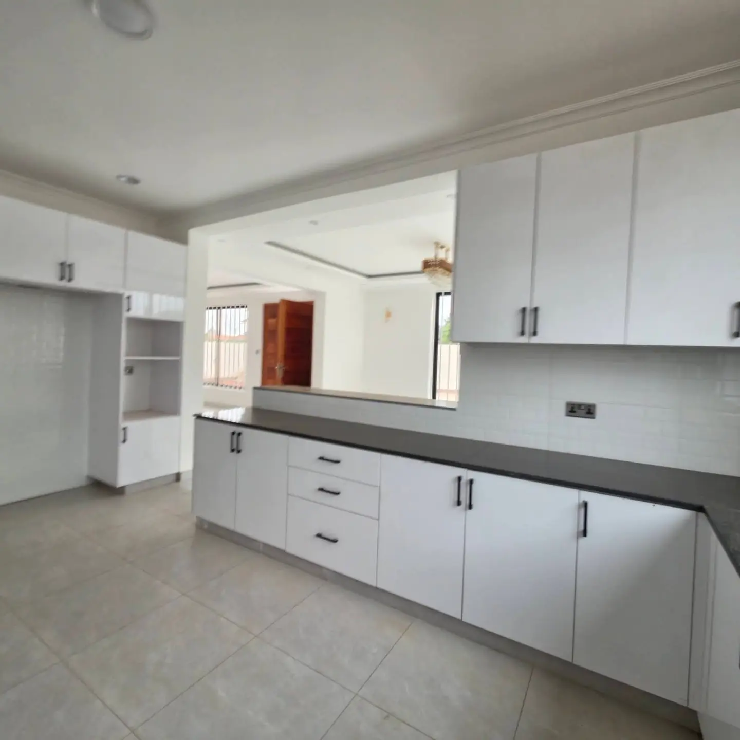 4-Bedroom Townhouse plus Dsq For Sale Thika Road thumbnail 6