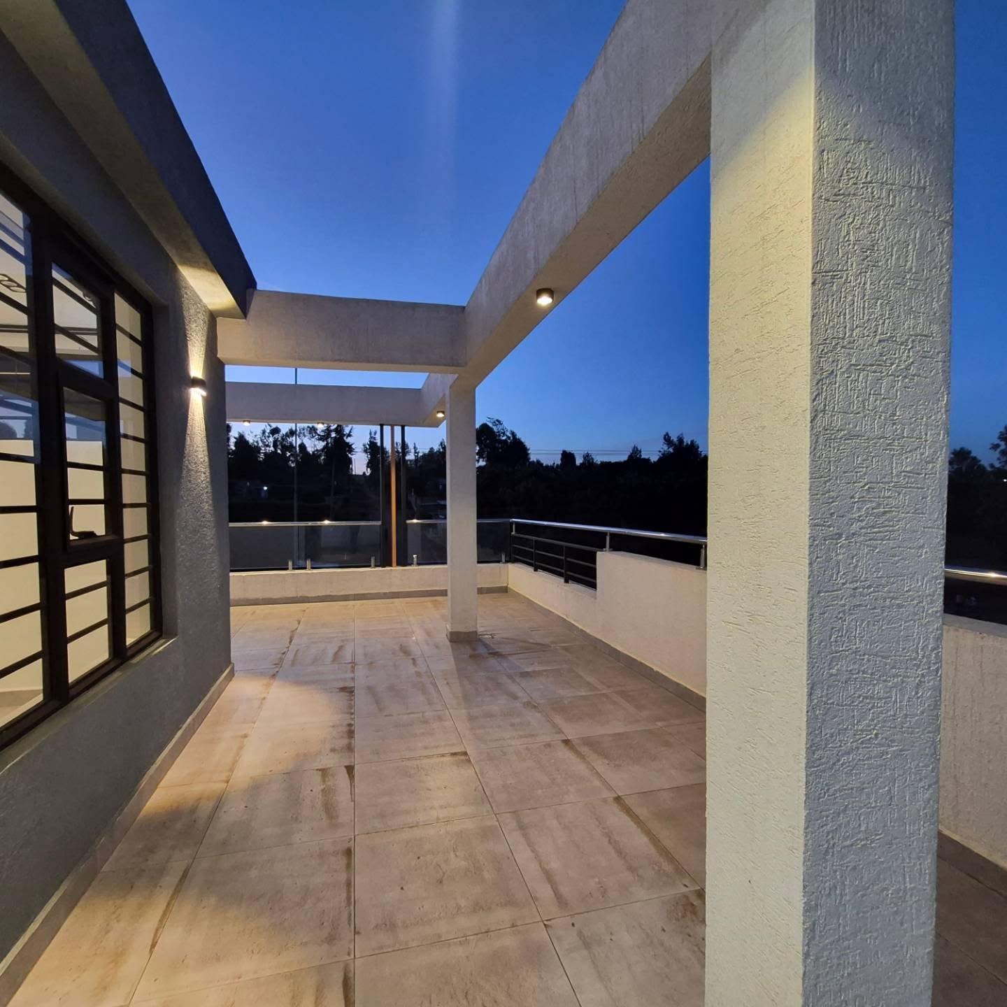 Elegant 5 Bedroom Family Home with DSQ for Sale thumbnail 19