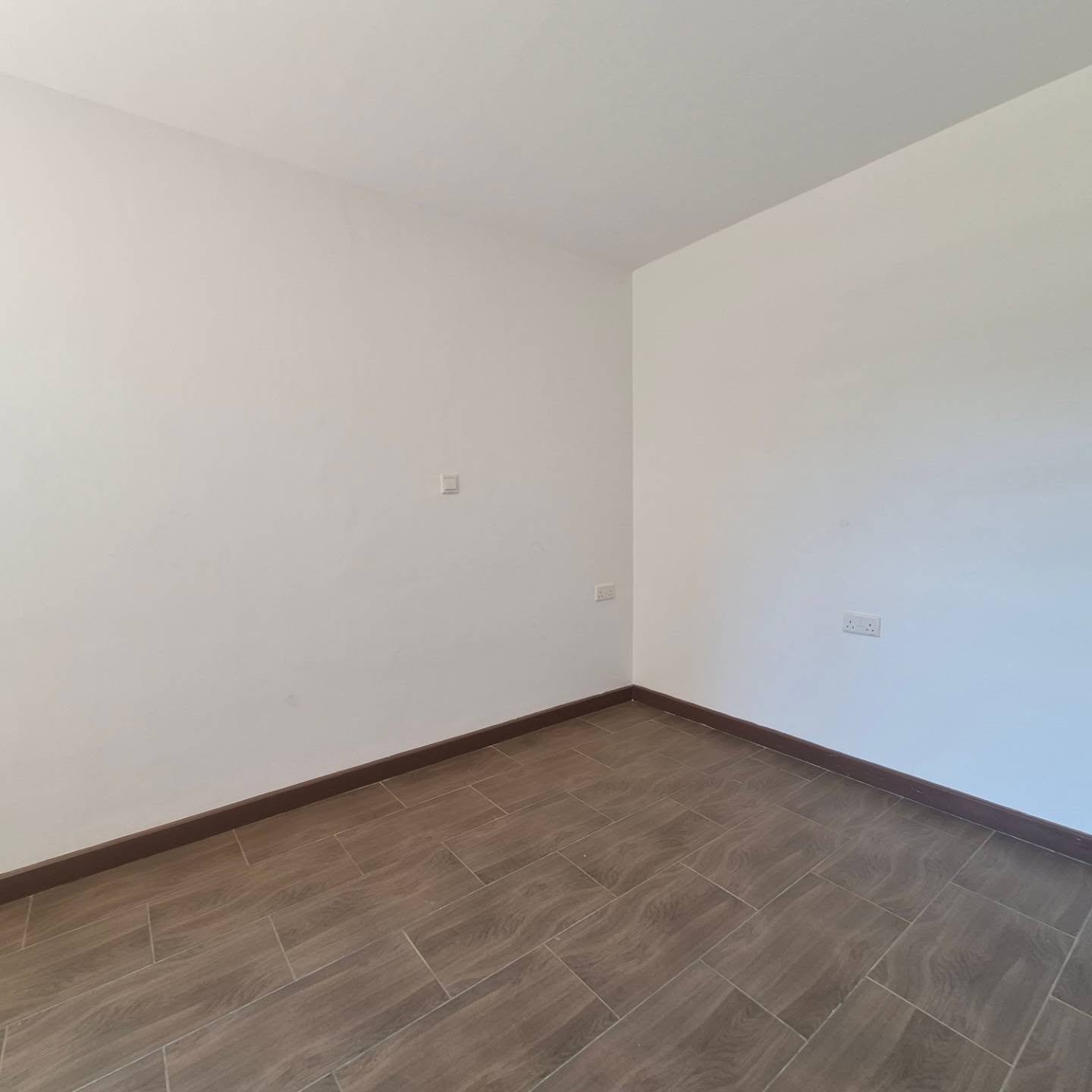 4-Bedroom All Ensuite Maisonette For Sale/Rent thumbnail 5