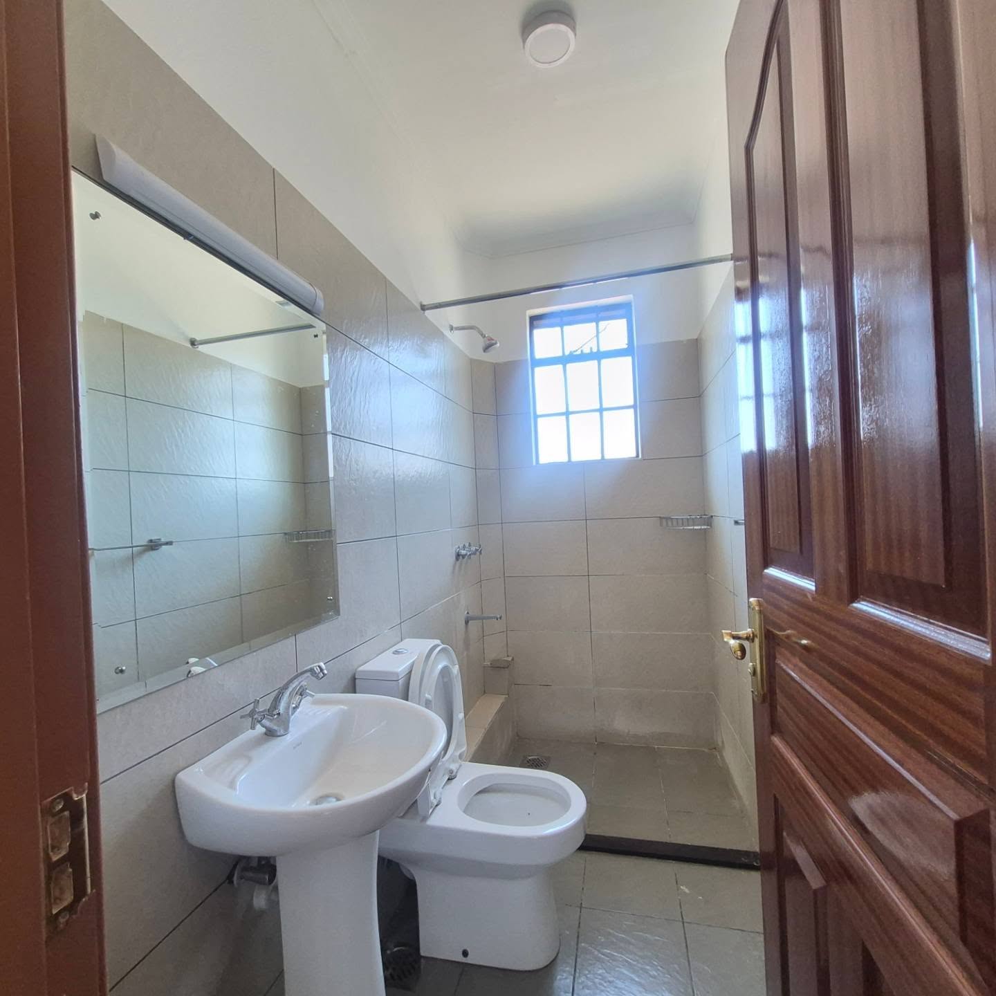 4-Bedroom All Ensuite Maisonette For Sale/Rent thumbnail 11