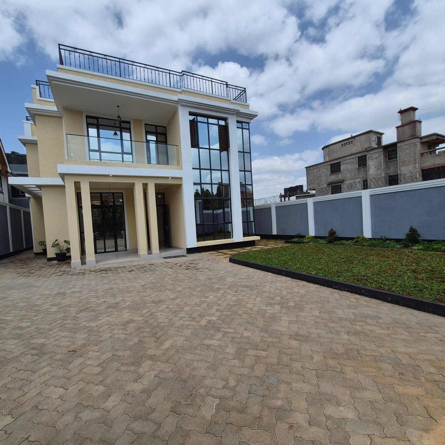 4 Bedroom + Office + Family Room + DSQ House — Ruiru, Kiambu