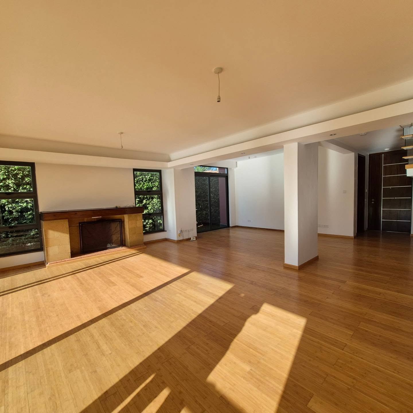 4-Bedroom House with DSQ | Garden Estate thumbnail 3