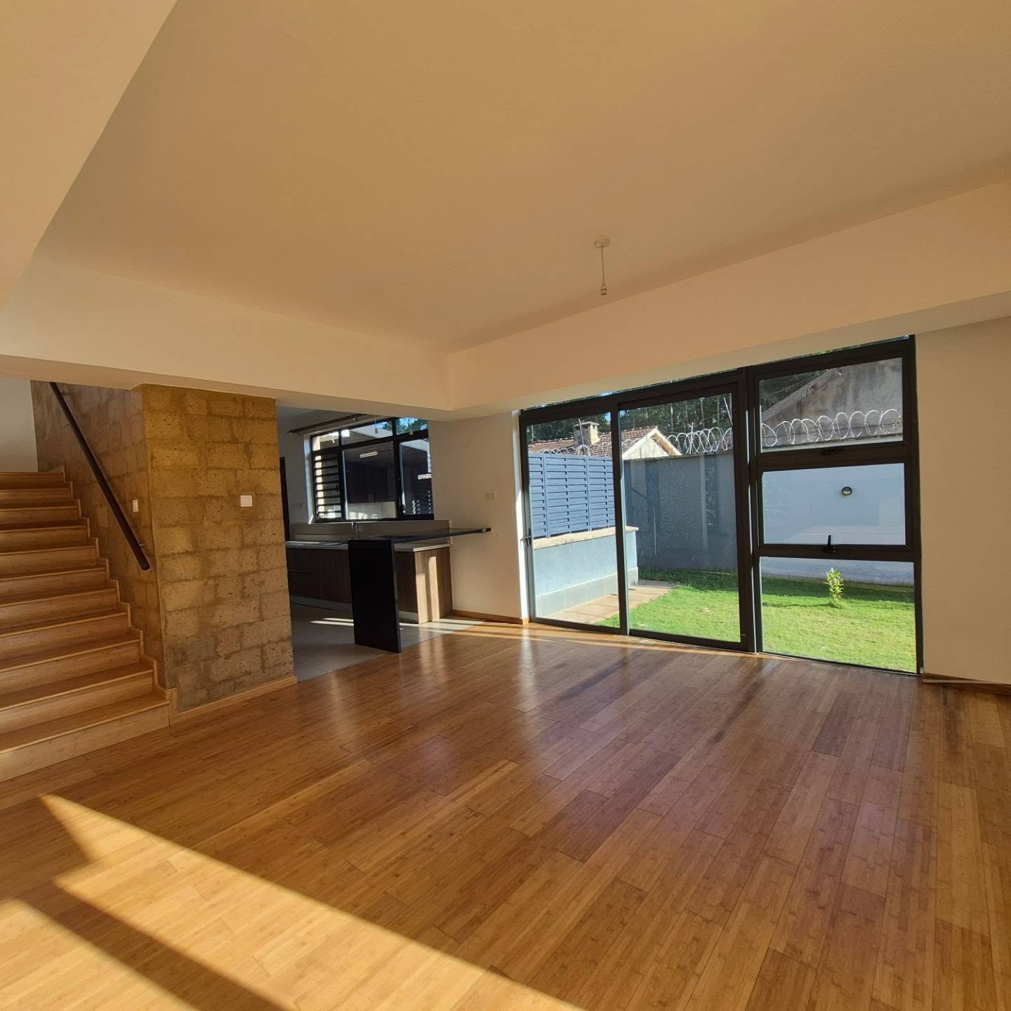 4-Bedroom House with DSQ | Garden Estate thumbnail 4