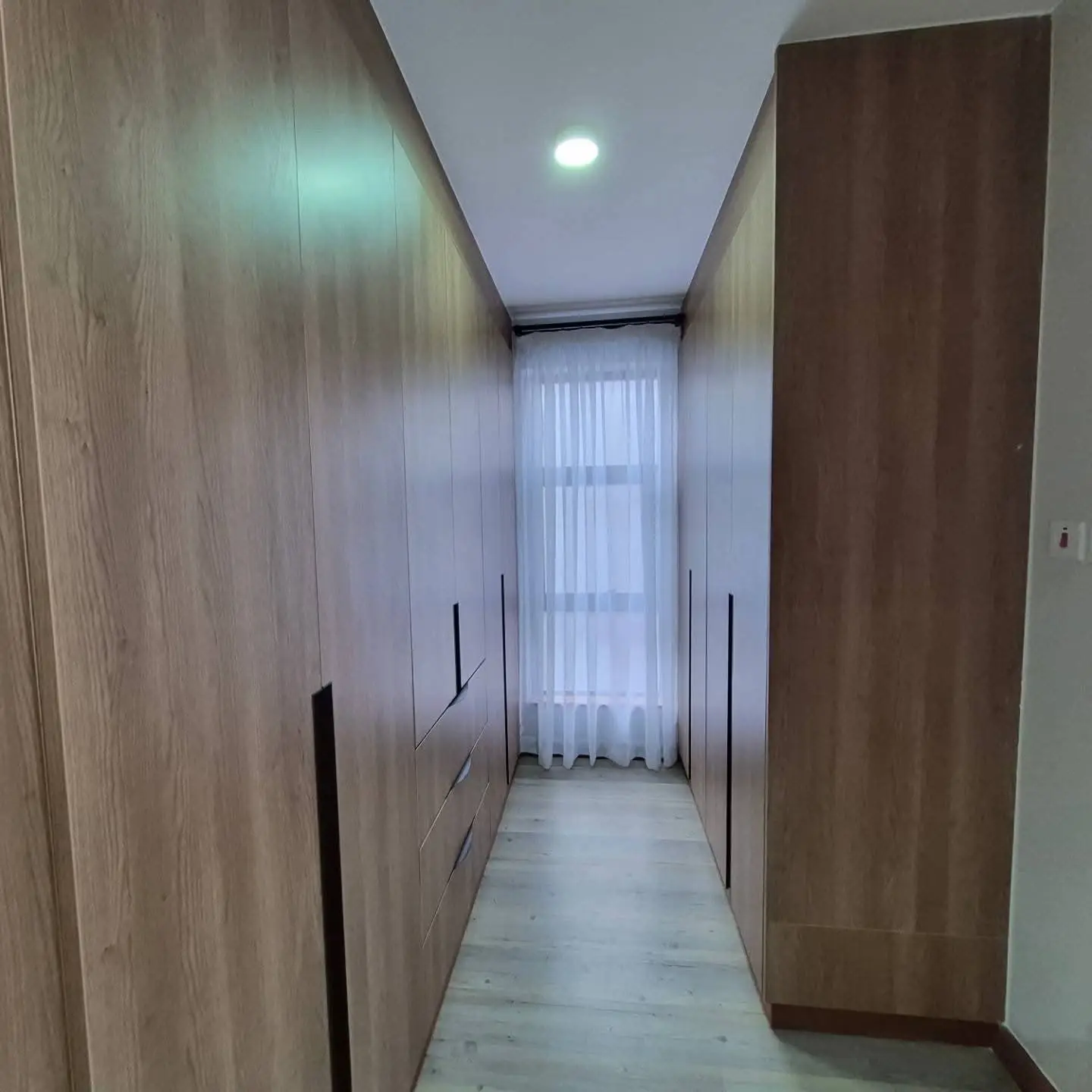 4-Bedroom House + DSQ thumbnail 12