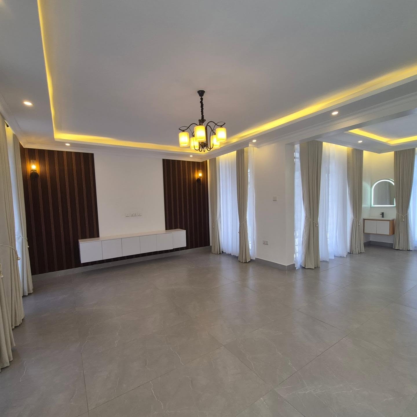 4-Bedroom Maisonette thumbnail 12