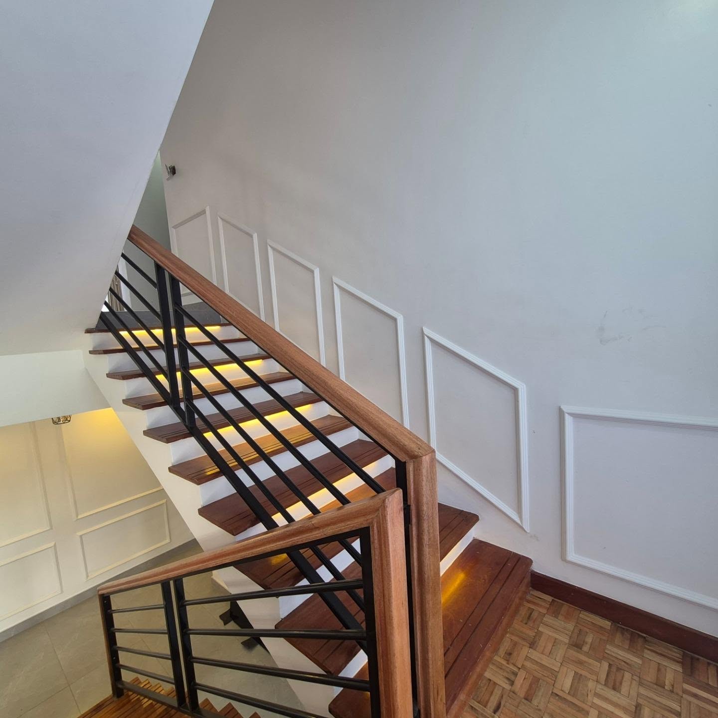 4-Bedroom Maisonette thumbnail 13