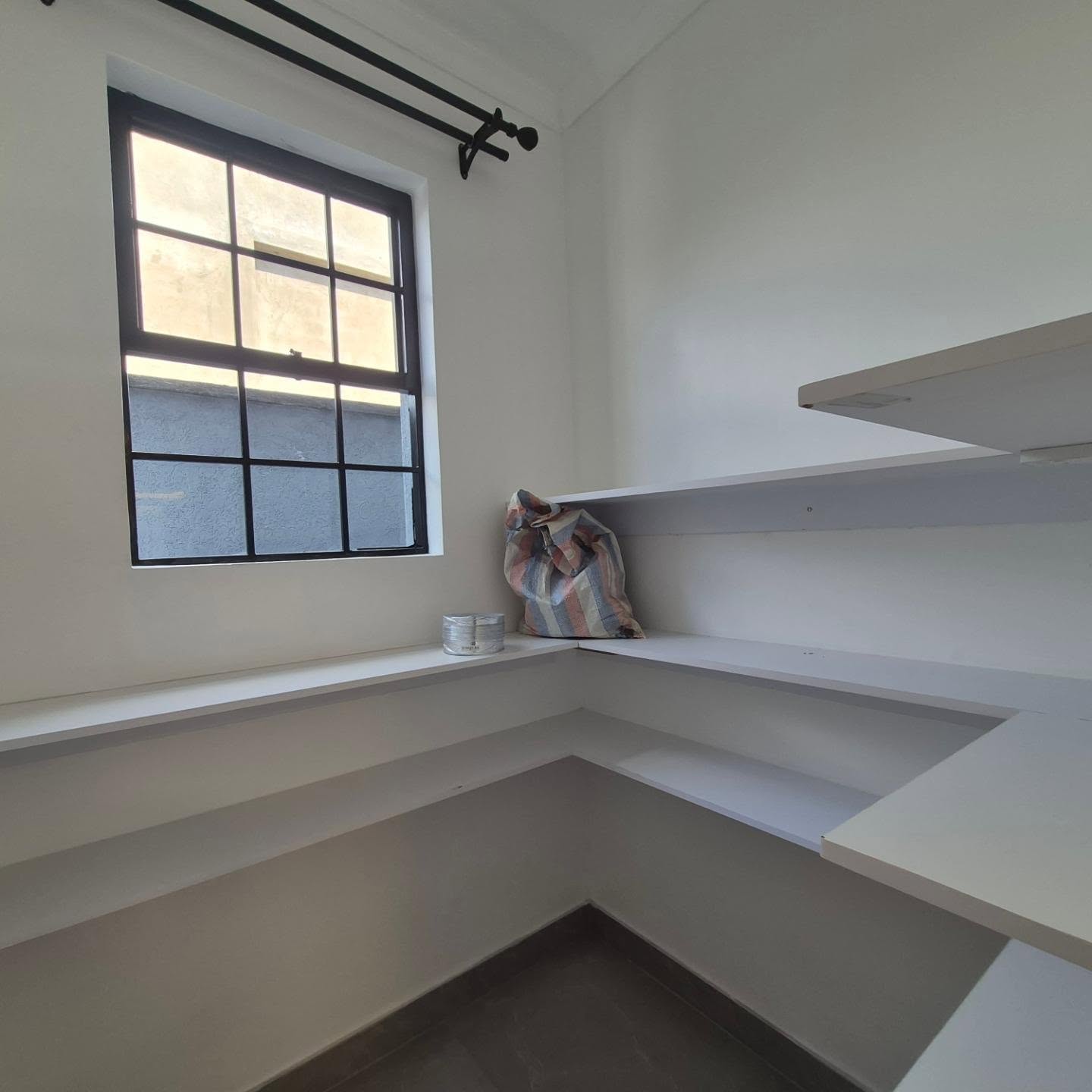 4-Bedroom Maisonette thumbnail 17