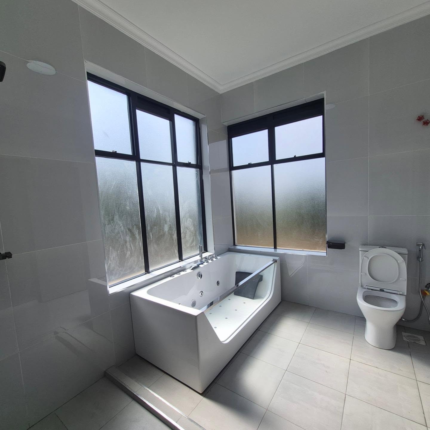 4-Bedroom Maisonette thumbnail 20