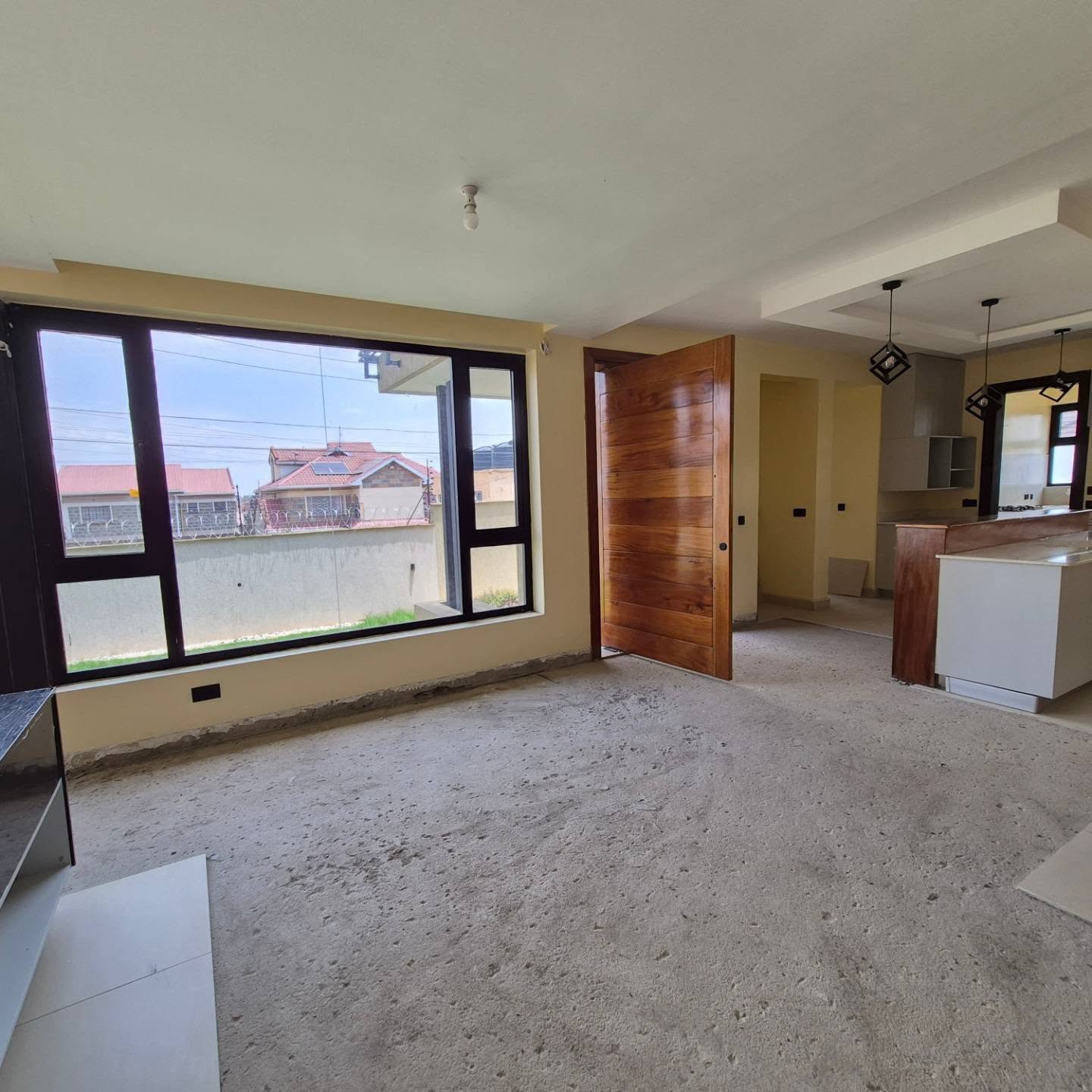 4-Bedroom Townhouse thumbnail 19
