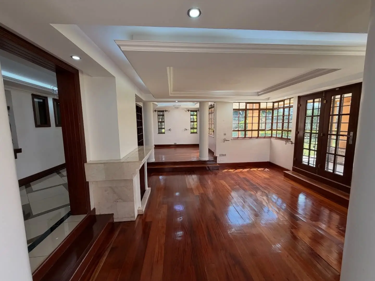 5-Bedroom House thumbnail 6