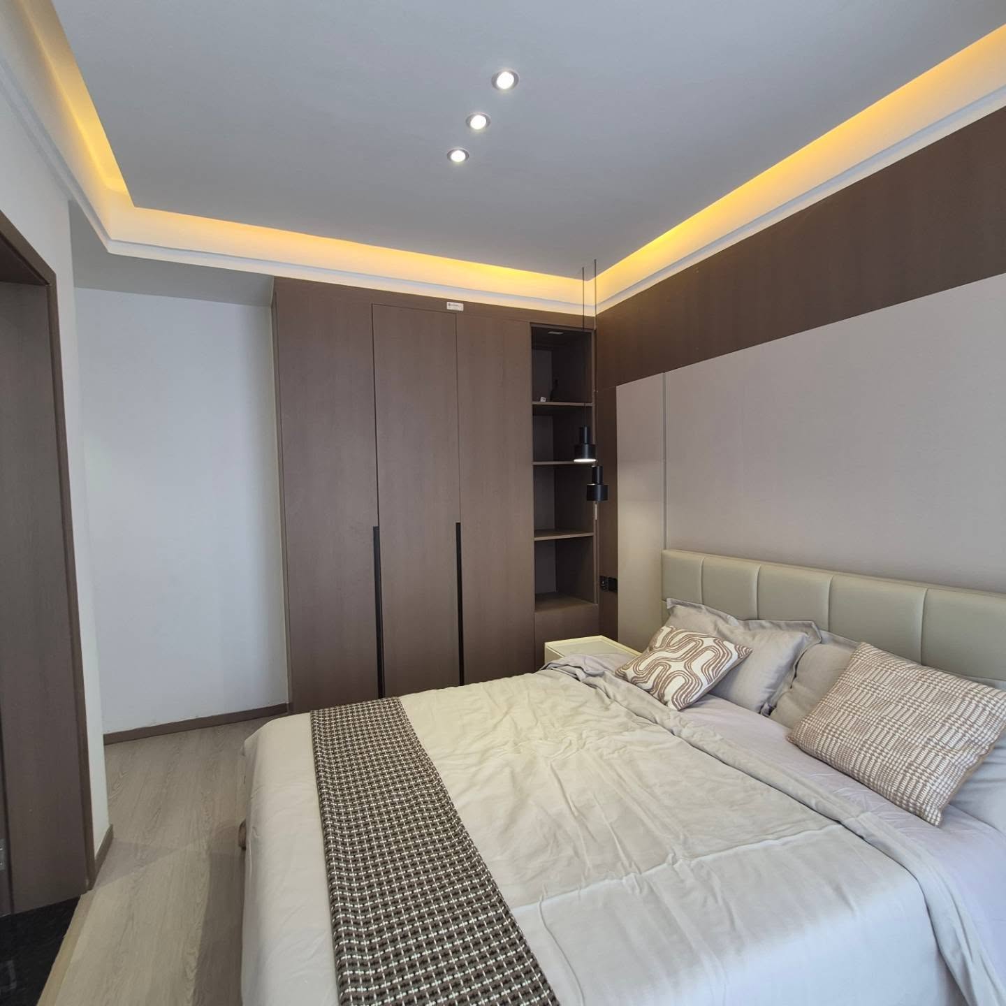 5-Bedroom Maisonette + DSQ thumbnail 16