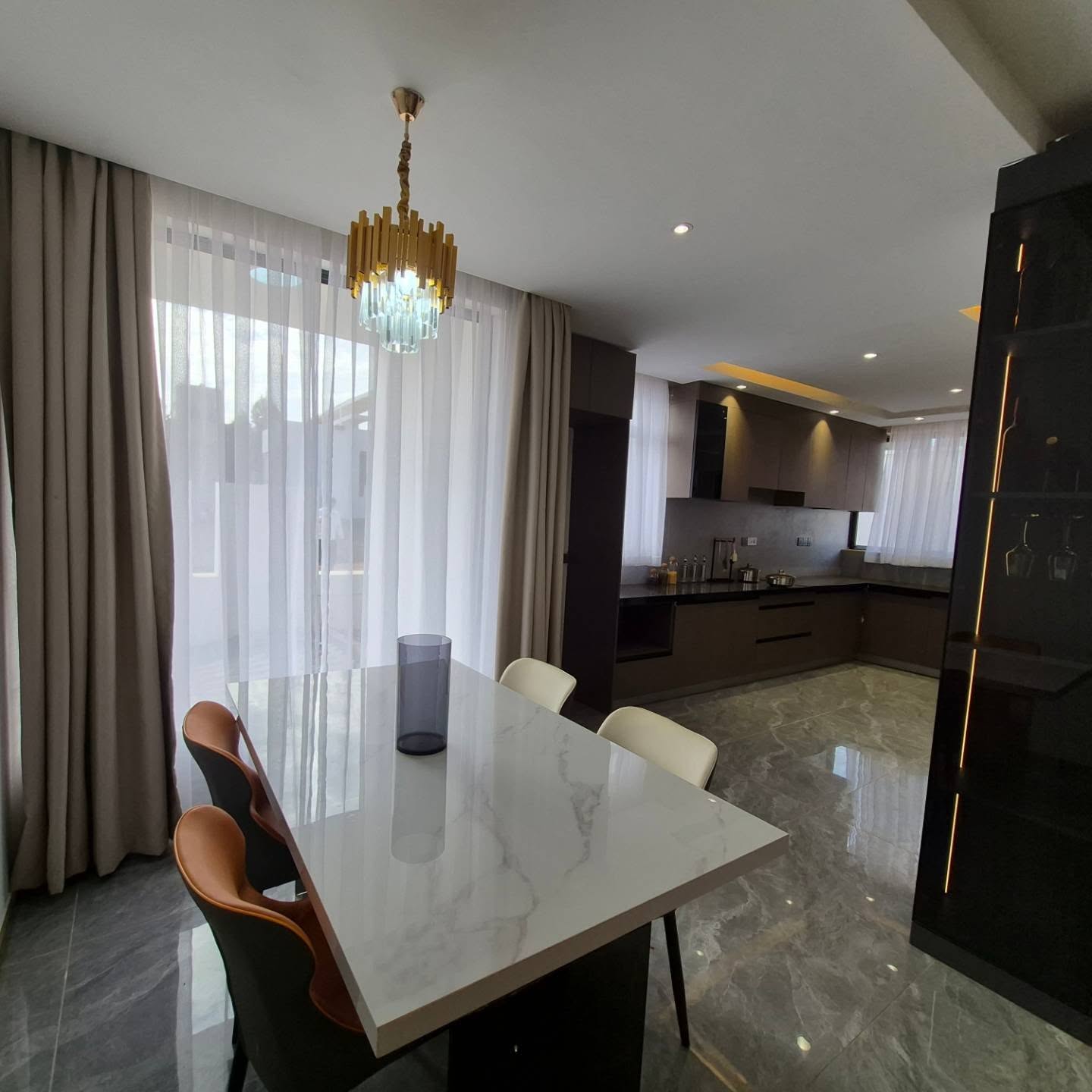 5-Bedroom Maisonette + DSQ thumbnail 20