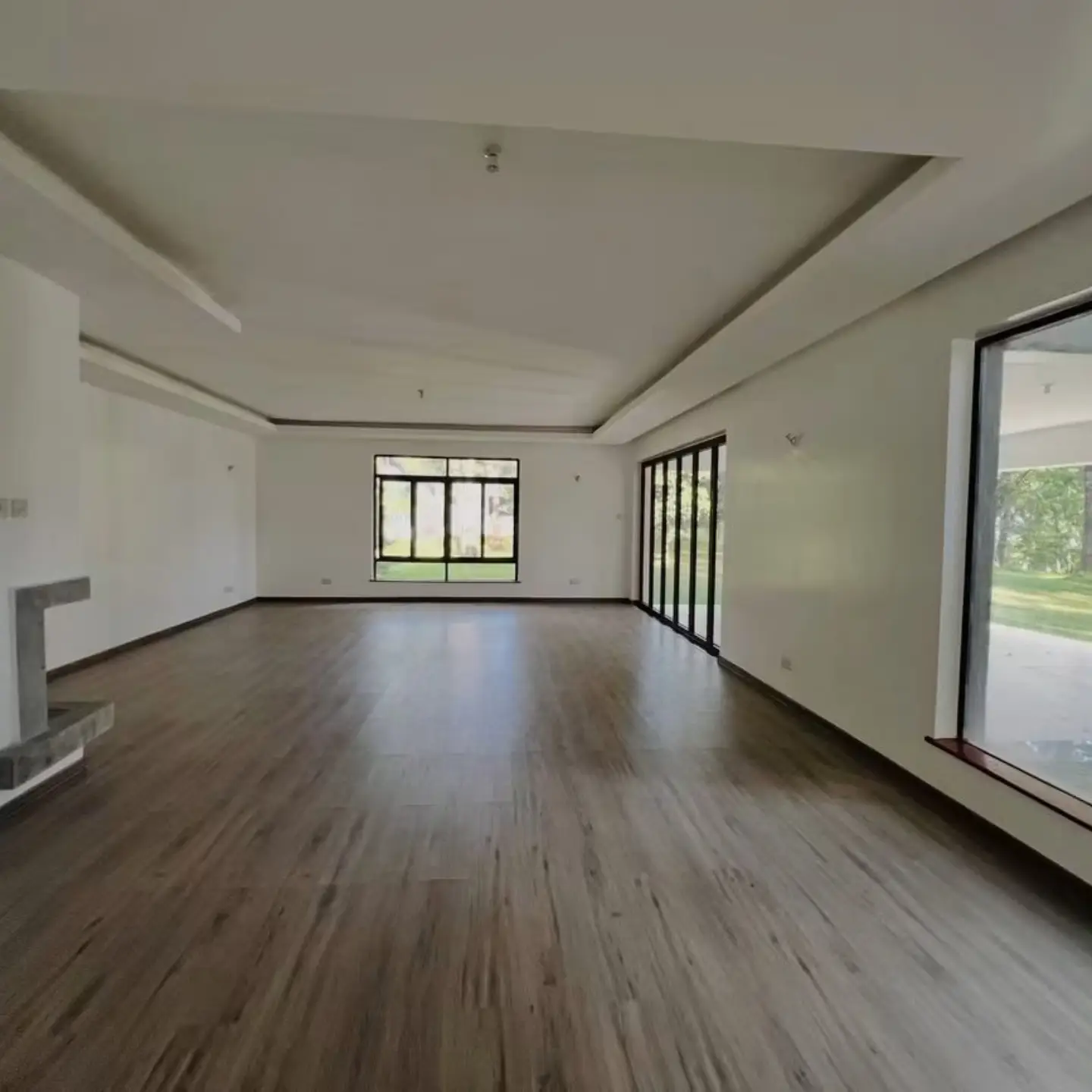 5-Bedroom Mansion + DSQ thumbnail 3
