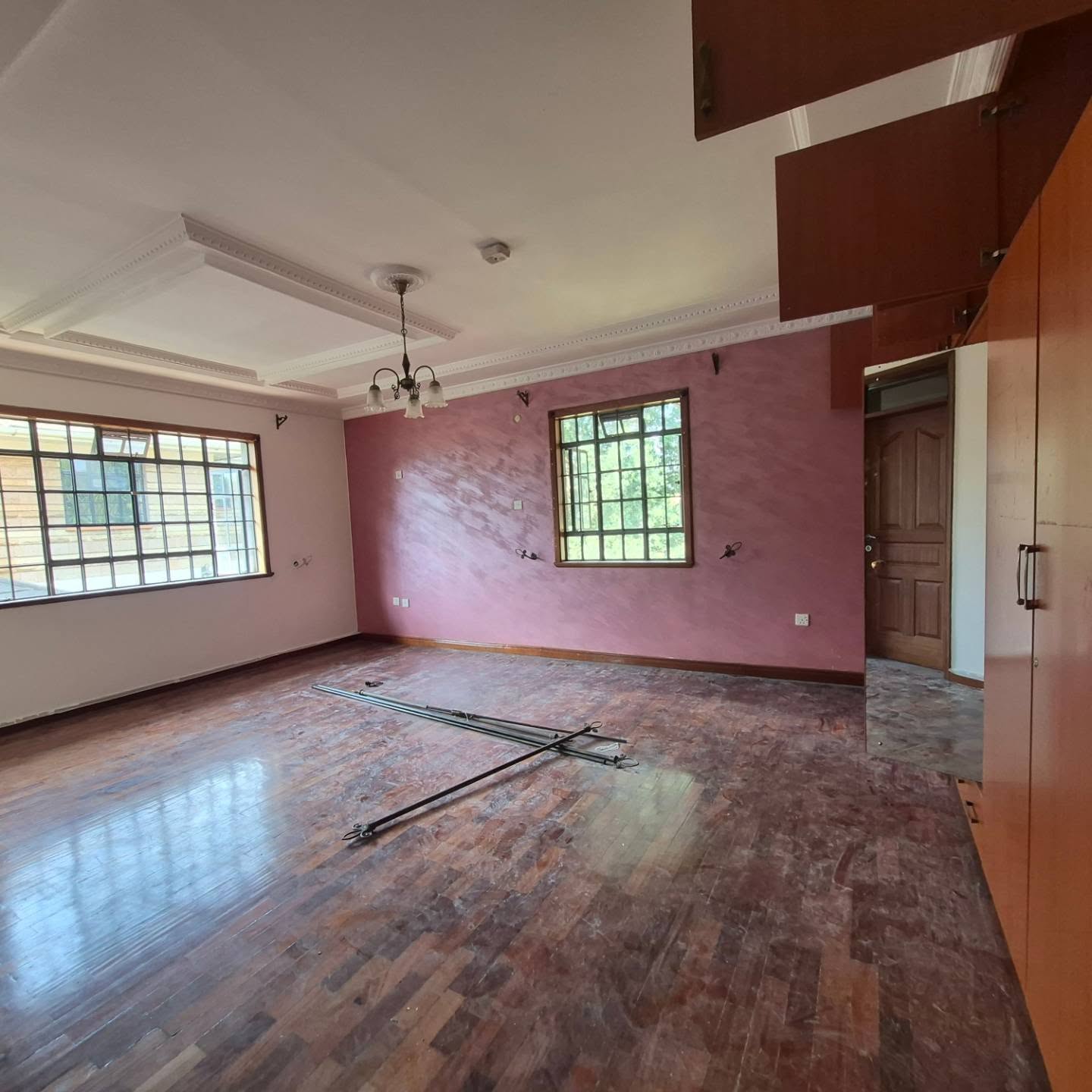 4-Bedroom House + Guest Wing thumbnail 10
