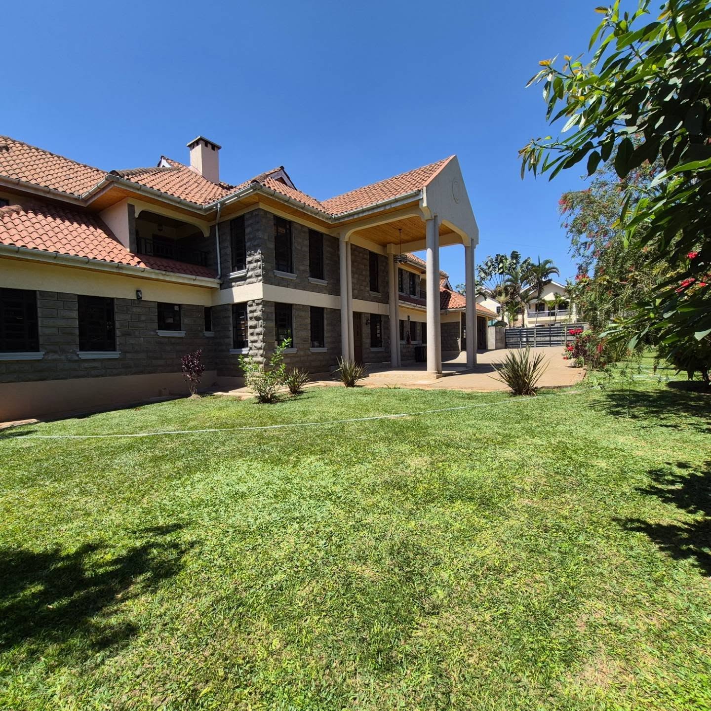 5 Bedroom House plus Dsq For Rent in Kitisuru Estate thumbnail 2