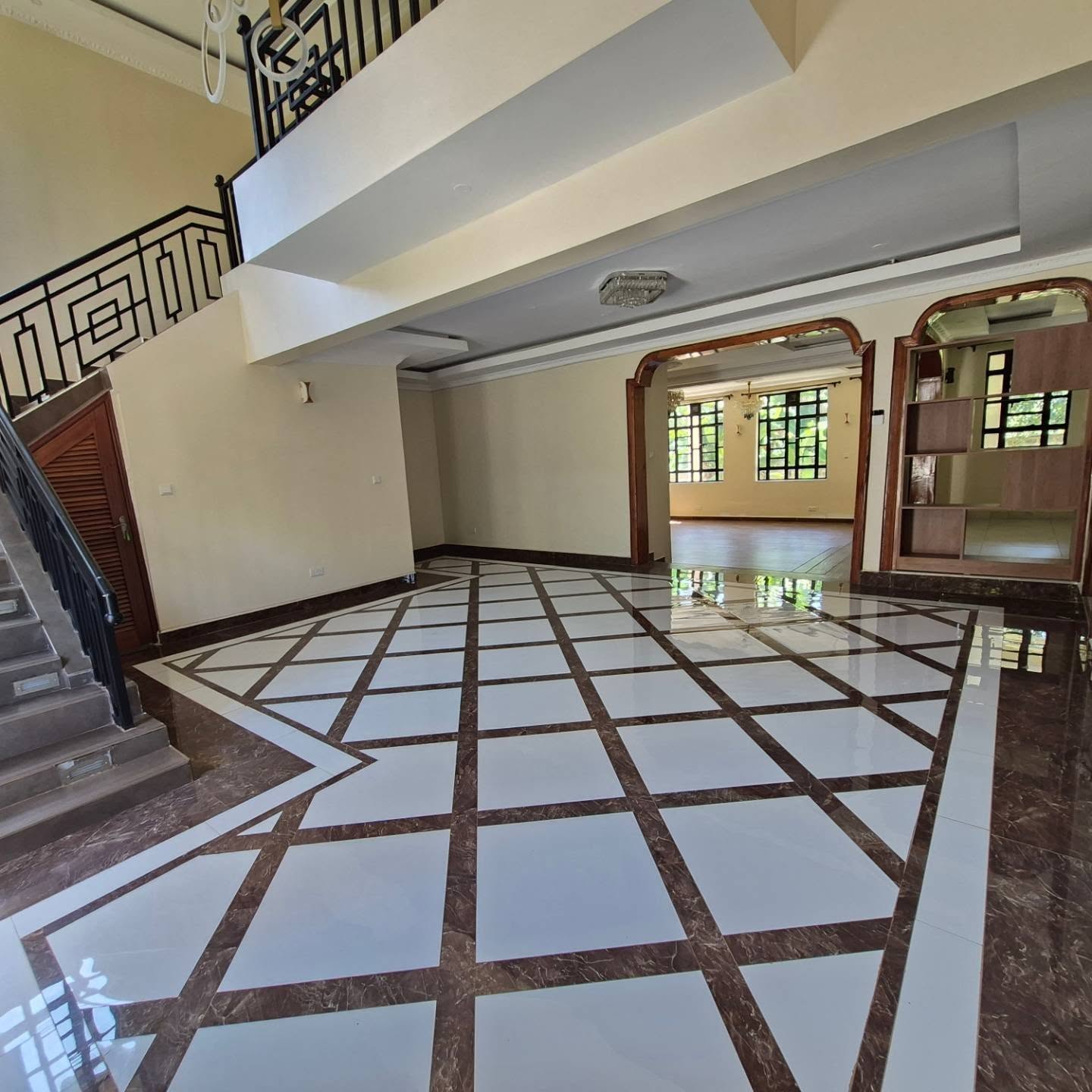 5 Bedroom House plus Dsq For Rent in Kitisuru Estate thumbnail 3