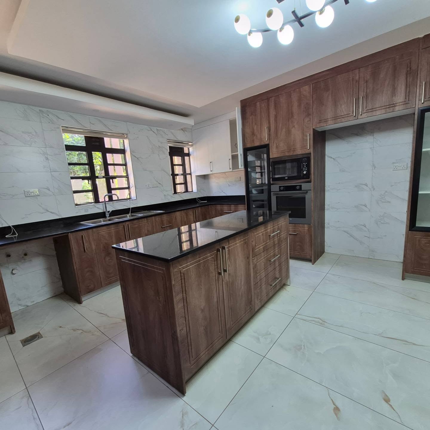 5 Bedroom House plus Dsq For Rent in Kitisuru Estate thumbnail 7