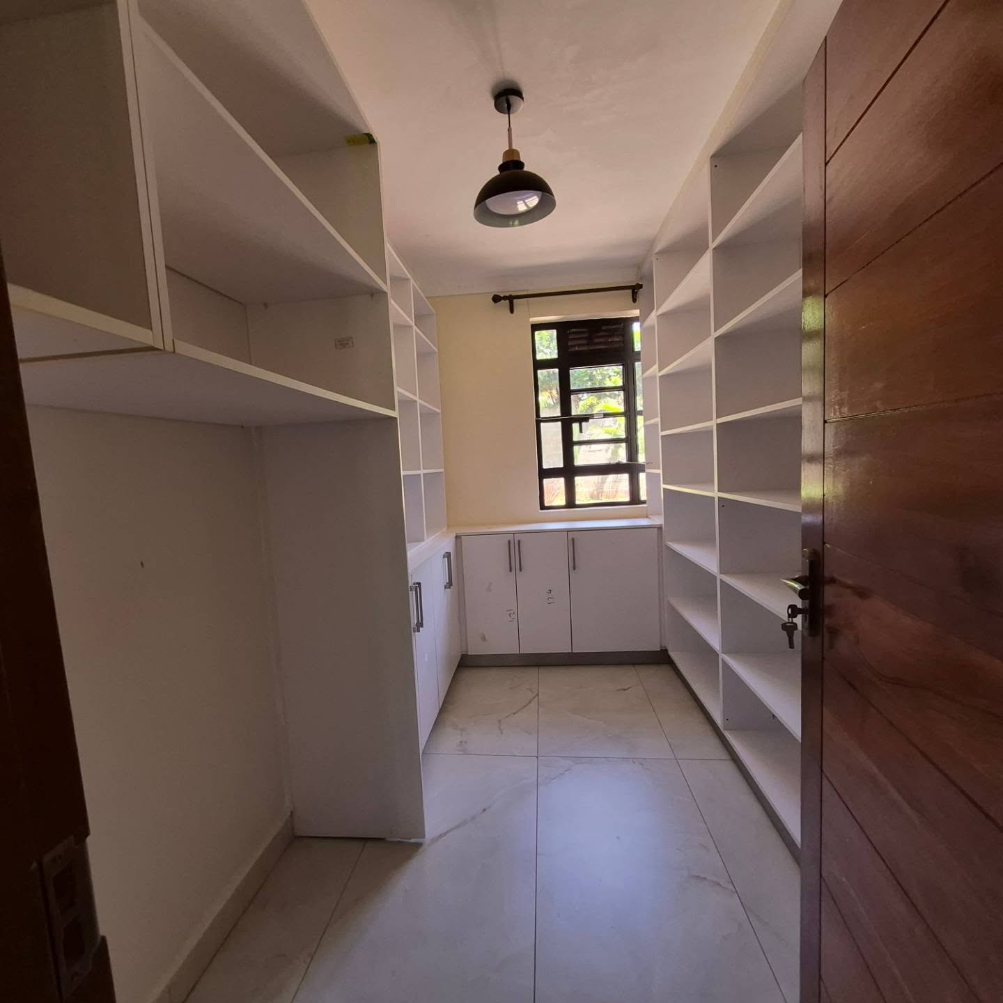 5 Bedroom House plus Dsq For Rent in Kitisuru Estate thumbnail 8