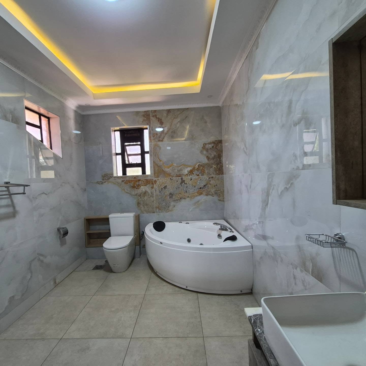5 Bedroom House plus Dsq For Rent in Kitisuru Estate thumbnail 19