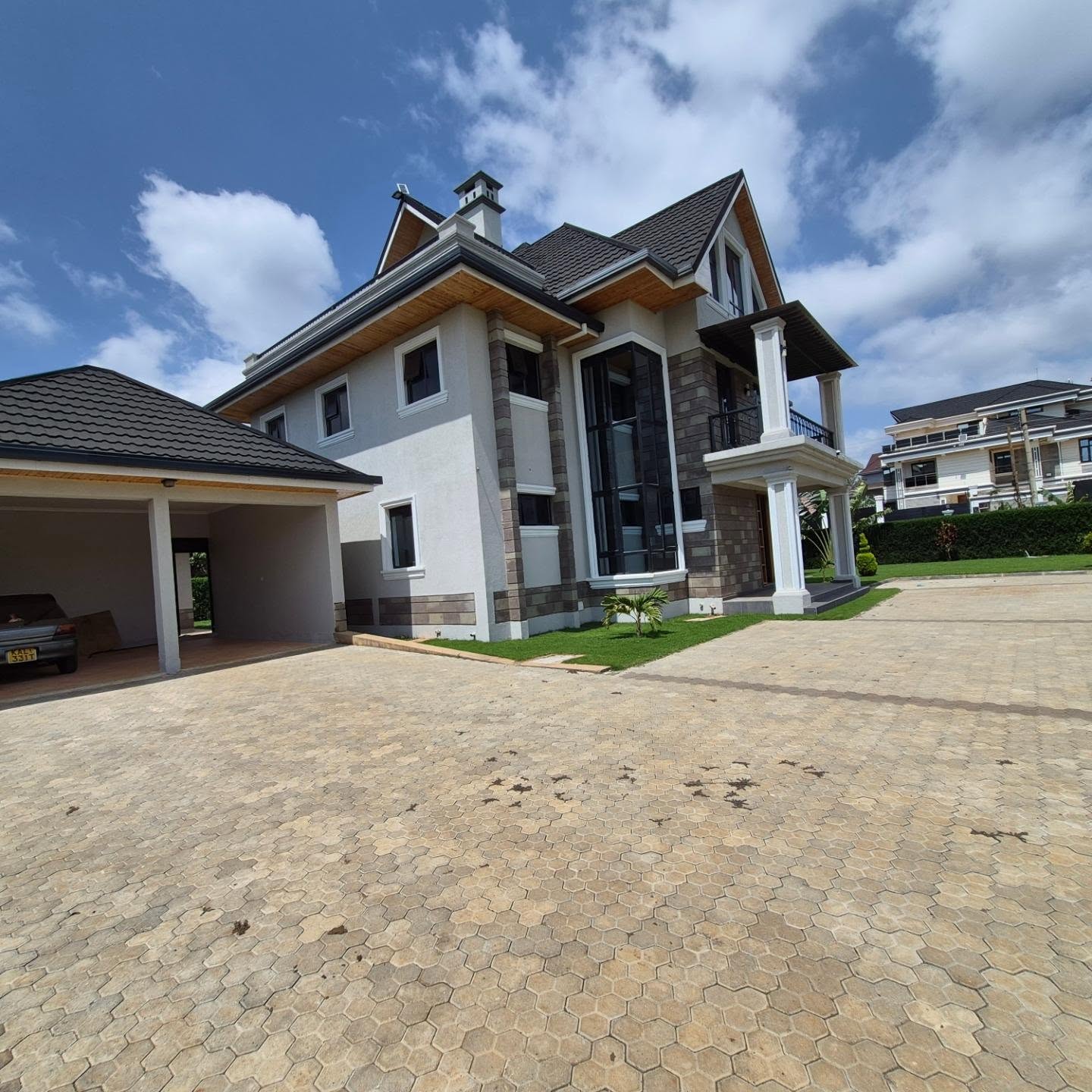 5 Bedroom Detached Bungalow For Sale in Runda thumbnail 2
