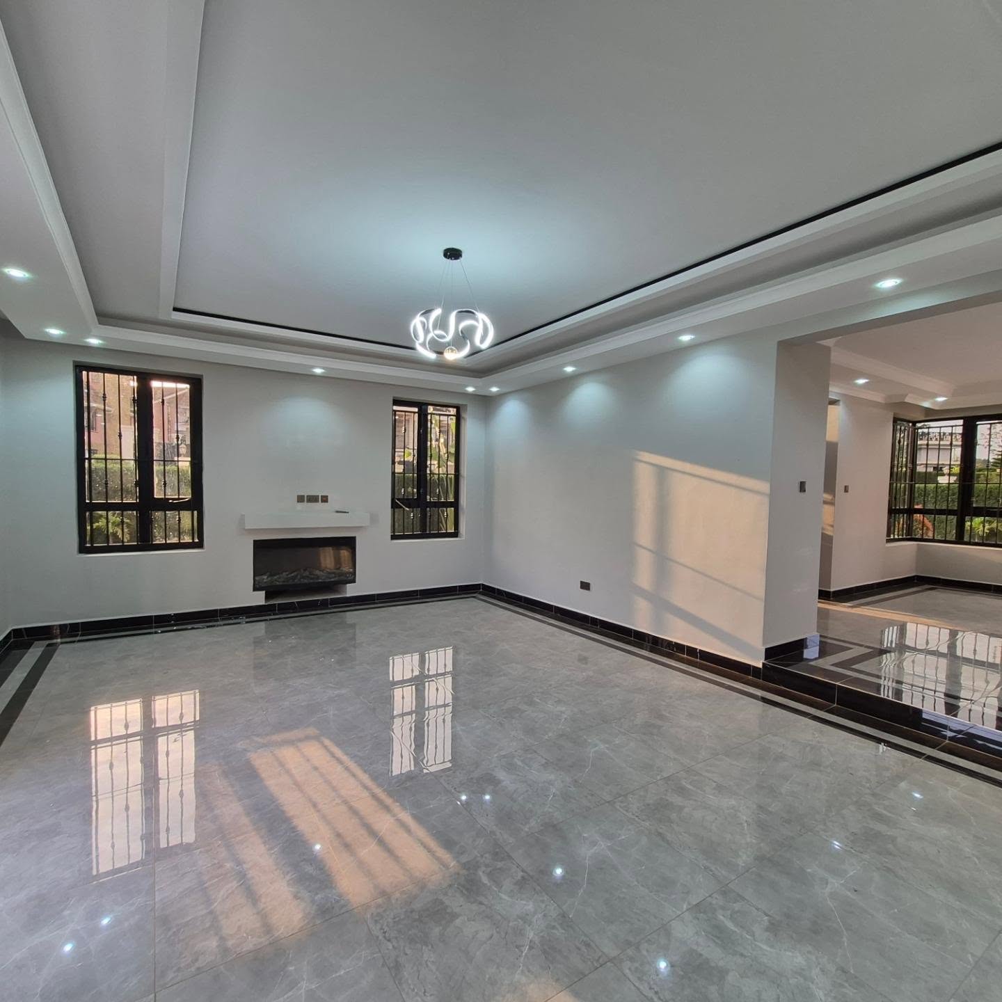 5 Bedroom Detached Bungalow For Sale in Runda thumbnail 3
