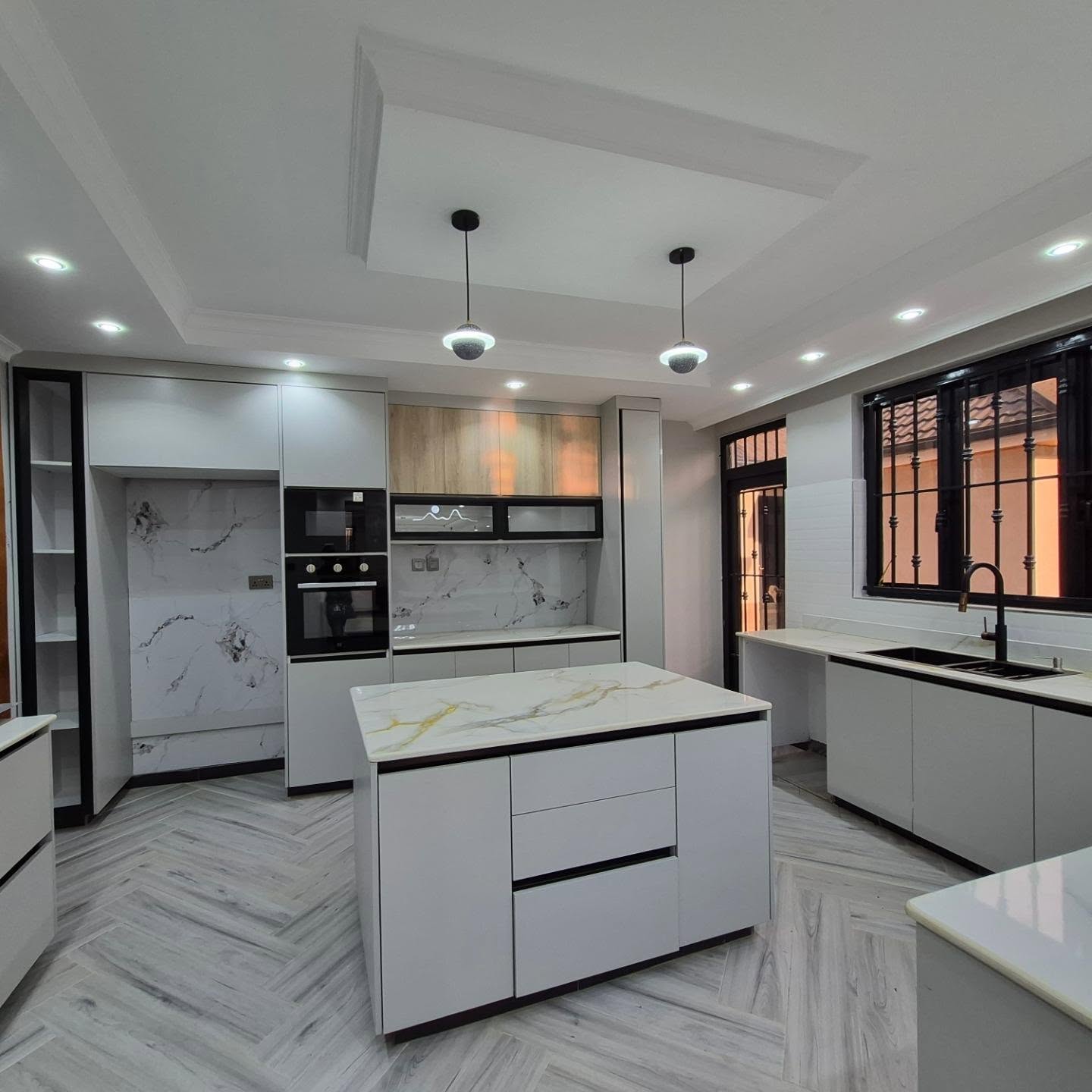 5 Bedroom Detached Bungalow For Sale in Runda thumbnail 4