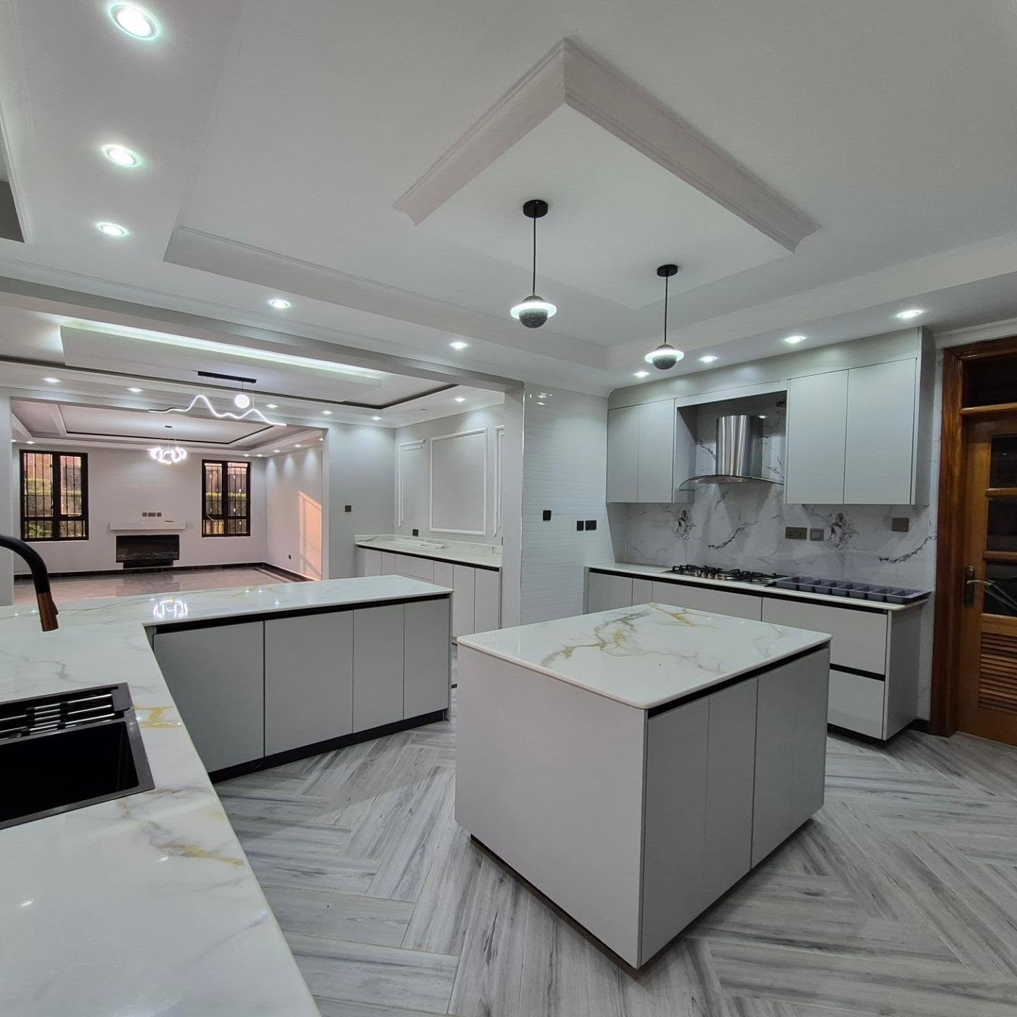 5 Bedroom Detached Bungalow For Sale in Runda thumbnail 5
