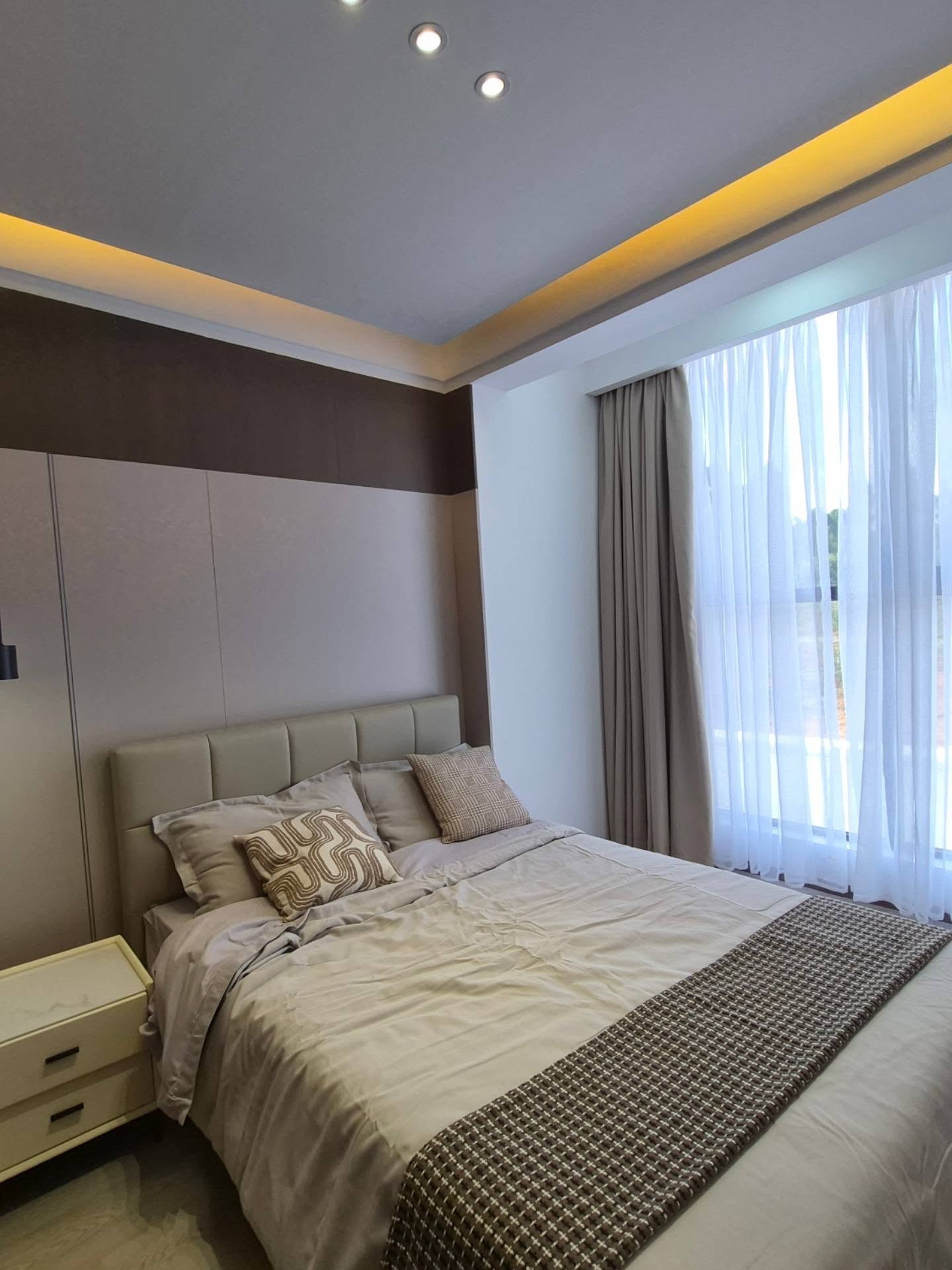 5-bedroom maisonette plus DSQ for sale thumbnail 7