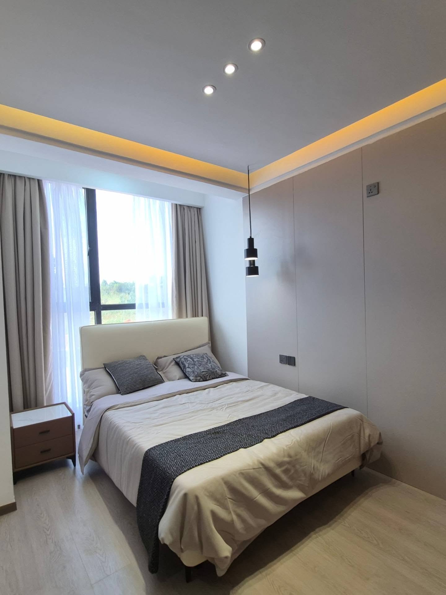 5-bedroom maisonette plus DSQ for sale thumbnail 17