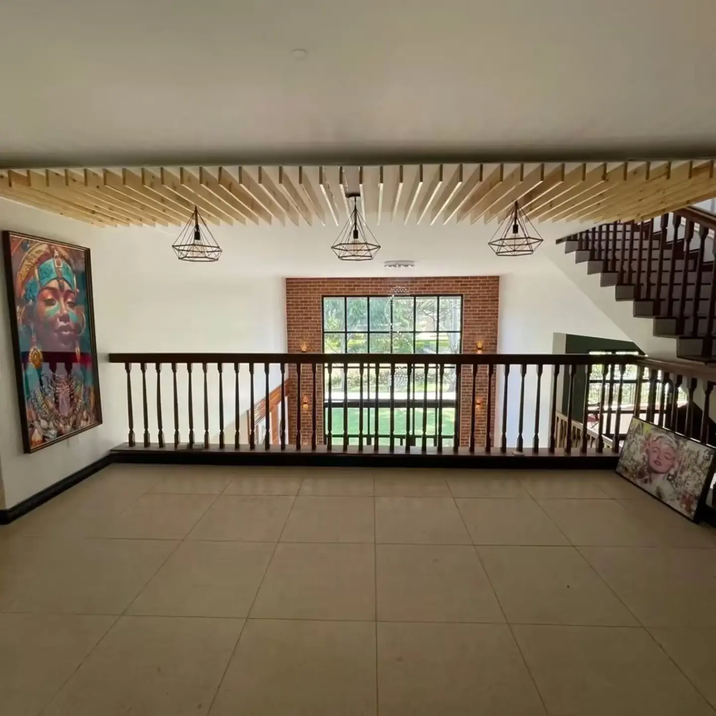 Opulent 5-bedroom house + 2 dsqs for sale thumbnail 15