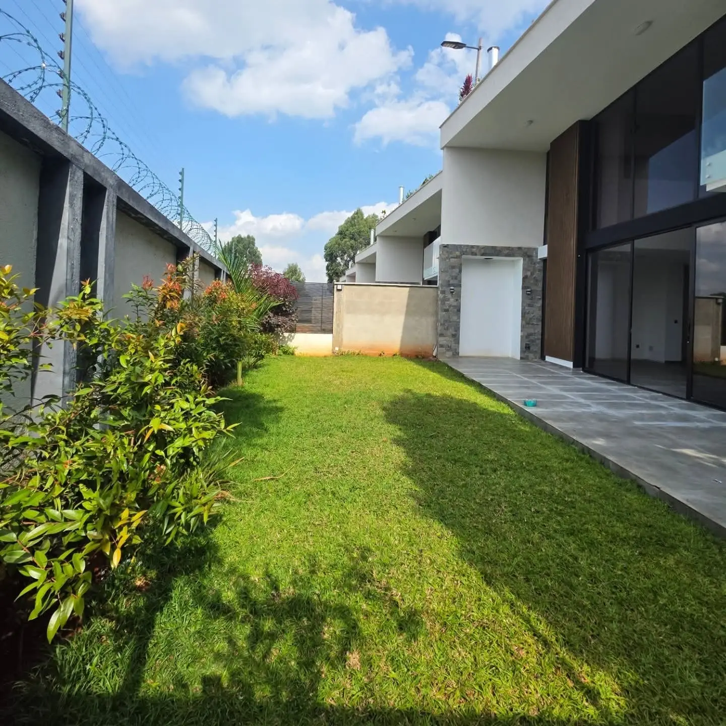 Modern 4-Bedroom Villa + DSQ for Sale In Runda thumbnail 2