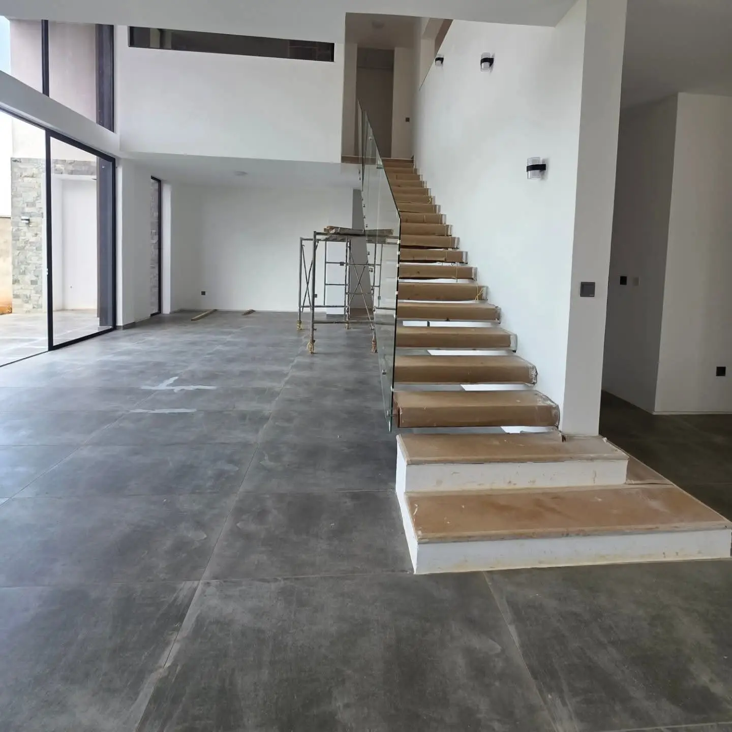 Modern 4-Bedroom Villa + DSQ for Sale In Runda thumbnail 9