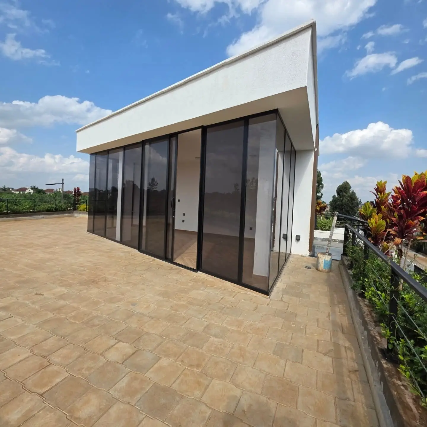 Modern 4-Bedroom Villa + DSQ for Sale In Runda thumbnail 12