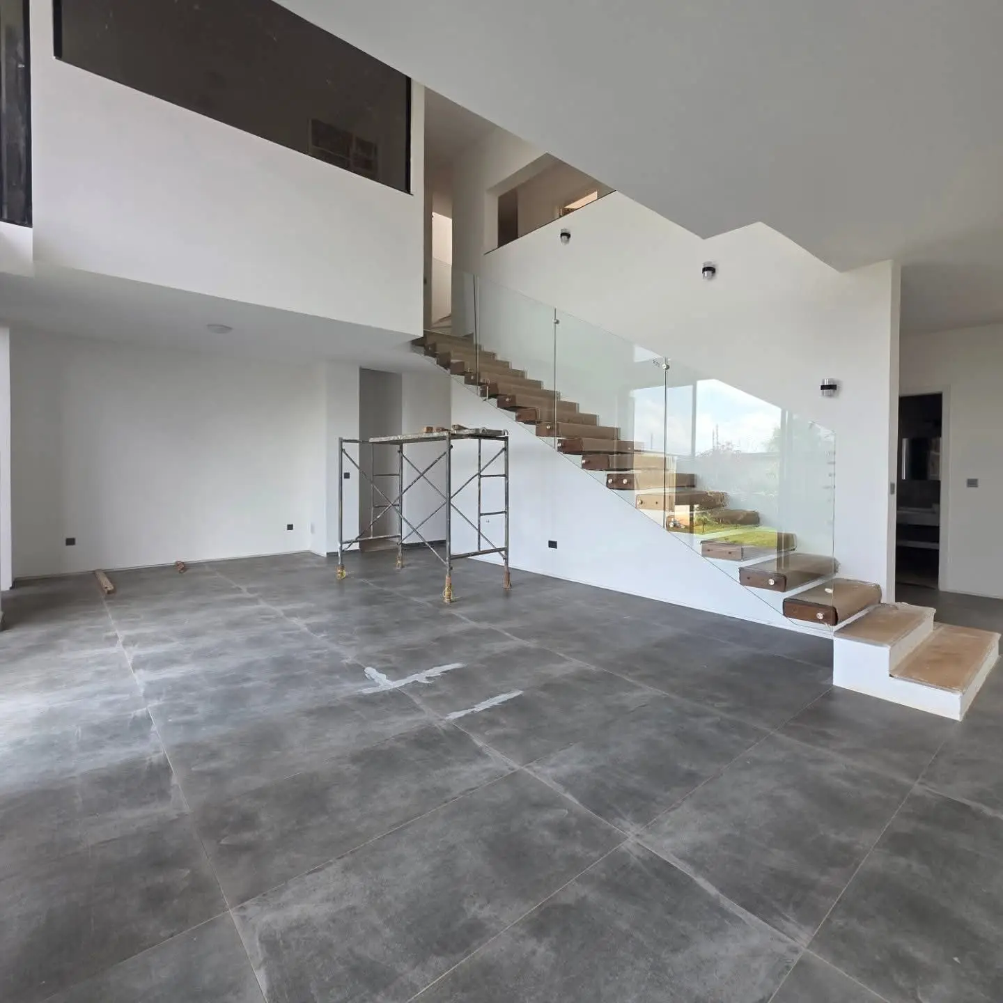 Modern 4-Bedroom Villa + DSQ for Sale In Runda thumbnail 14