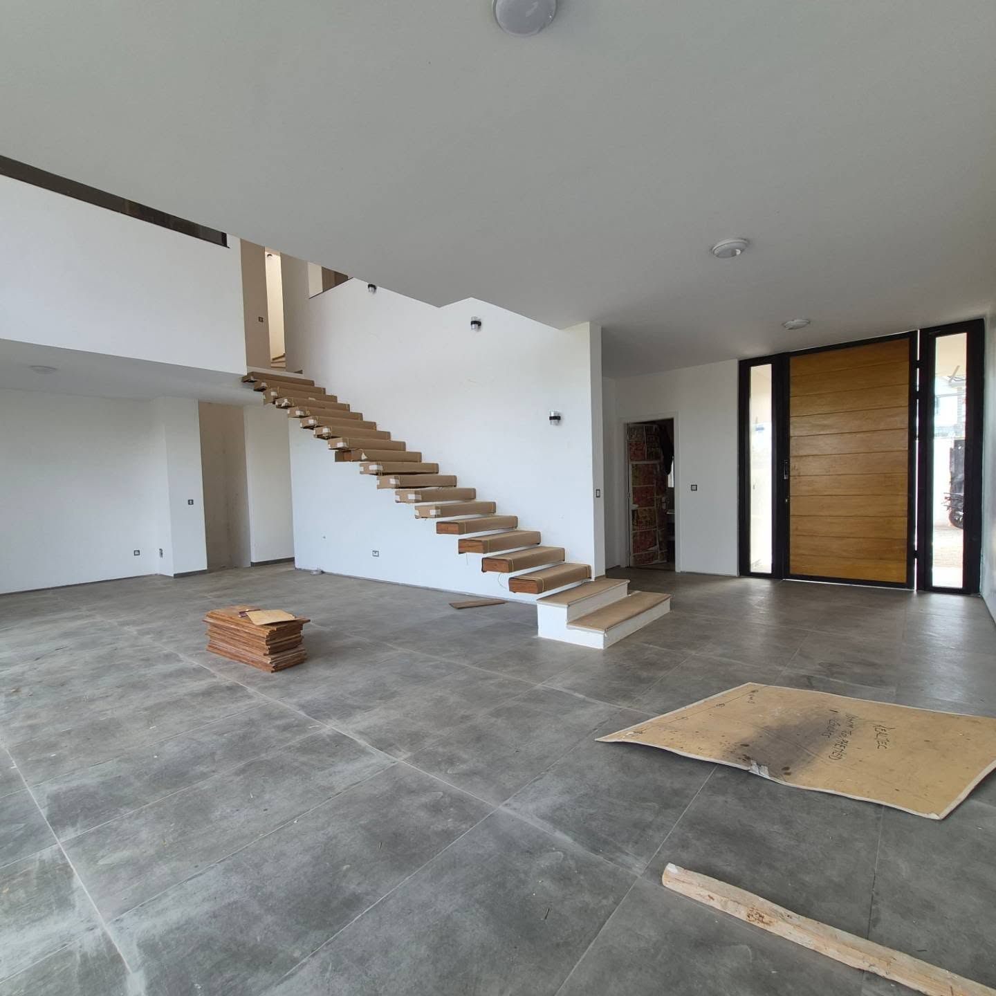 Modern 4-Bedroom Villa + DSQ for Sale | Runda thumbnail 2