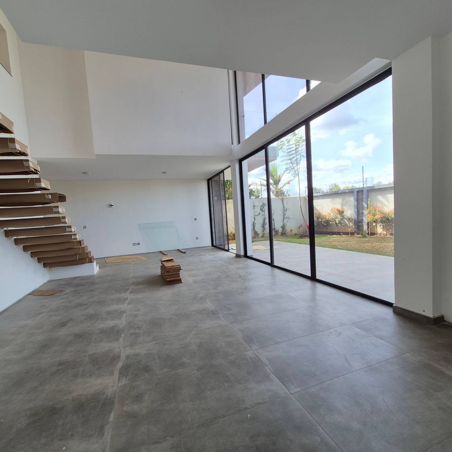 Modern 4-Bedroom Villa + DSQ for Sale | Runda thumbnail 6